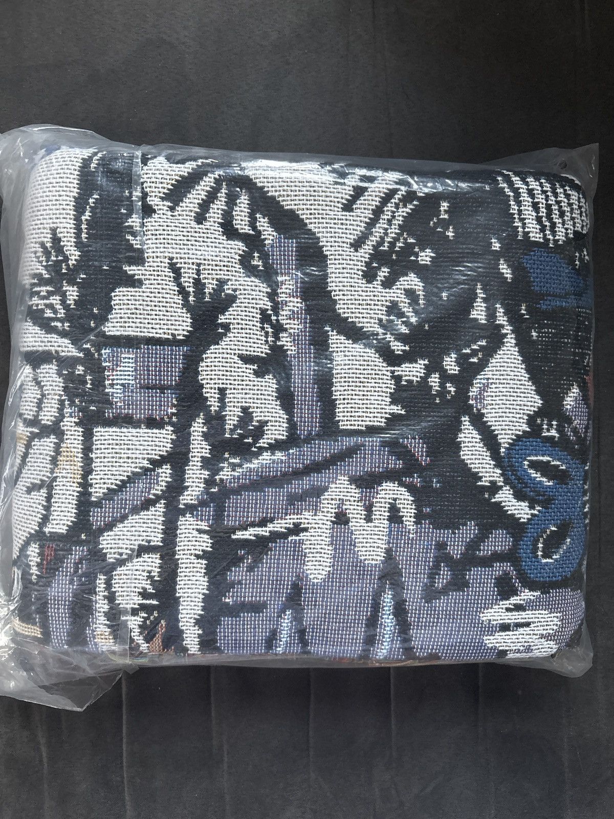 Kodone Kodone All Over Blue Collage Blanket Size ONE SIZE - 3 Thumbnail