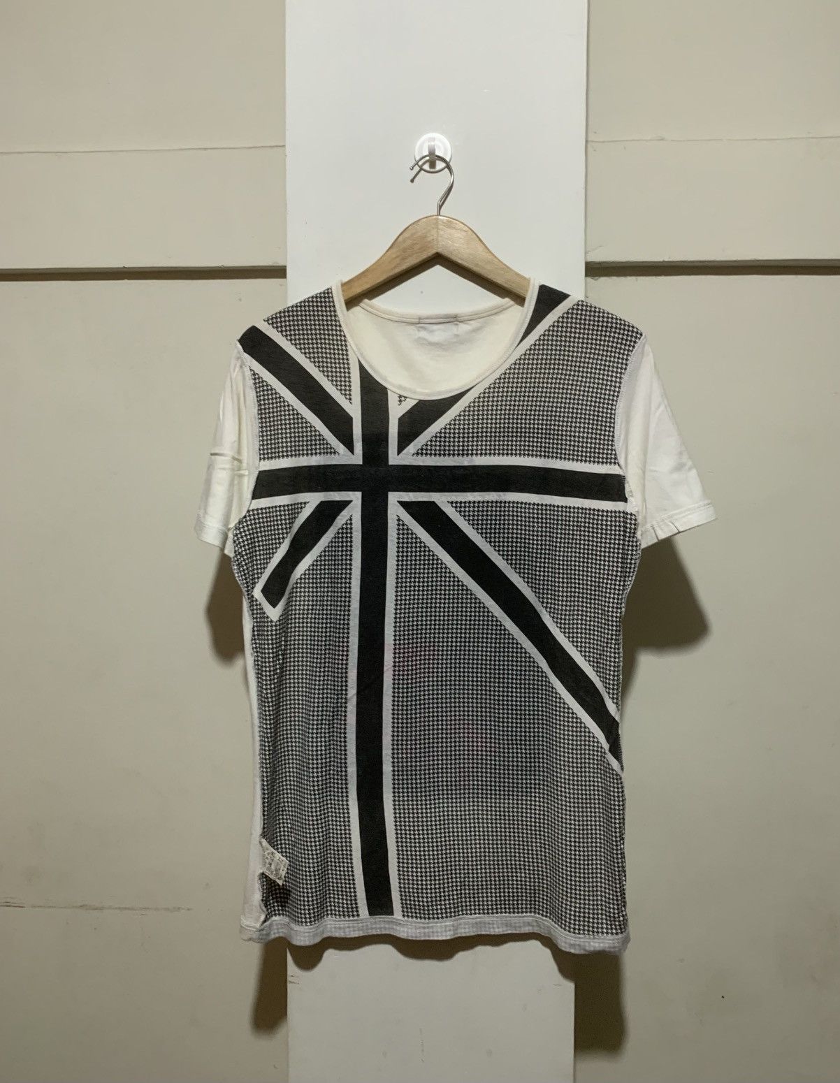 Japanese Brand Japanese Takeo kikuchi Union Jack Flag Poem Reversible Tee Size US L / EU 52-54 / 3 - 2 Thumbnail