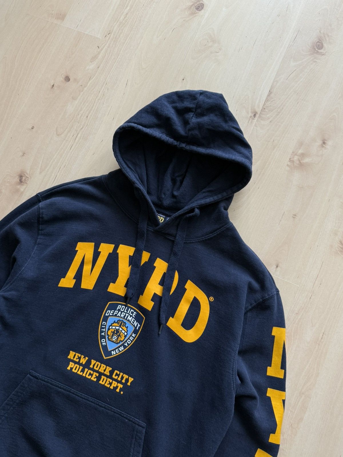 Vintage NYPD New York City Police Dept. Y2K vintage logo hoodie Size US S / EU 44-46 / 1 - 2 Thumbnail