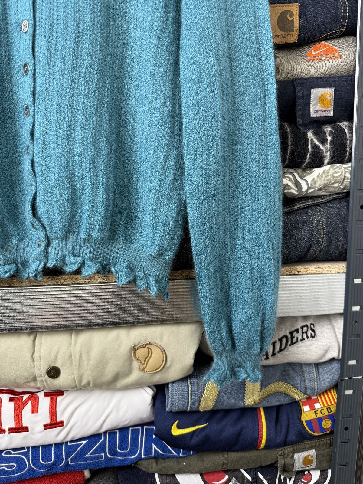 Vintage Louis Vuitton Cashemere Cardigan Size L / US 10 / IT 46 - 6 Thumbnail