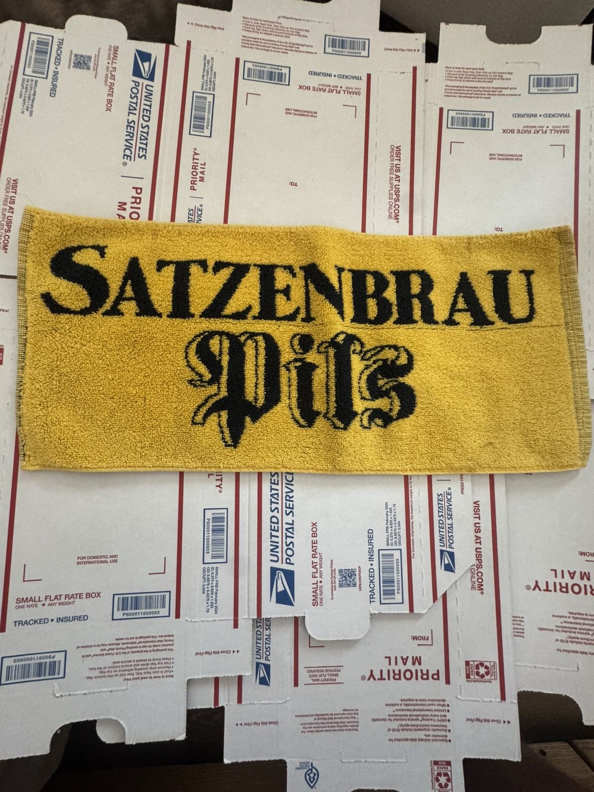 Vintage Satzenbrau Pils - Vintage Bavarian Beer Towel Size ONE SIZE - 6 Thumbnail