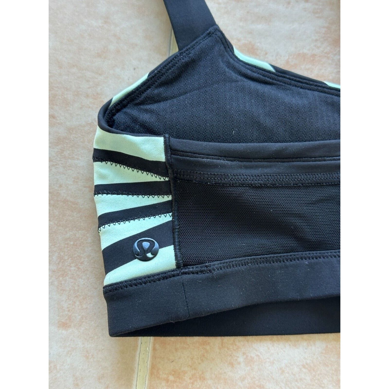 Lululemon Worn twice Lululemon Cardio Kick Bra Size 6 Size M / US 6-8 / IT 42-44 - 6 Thumbnail