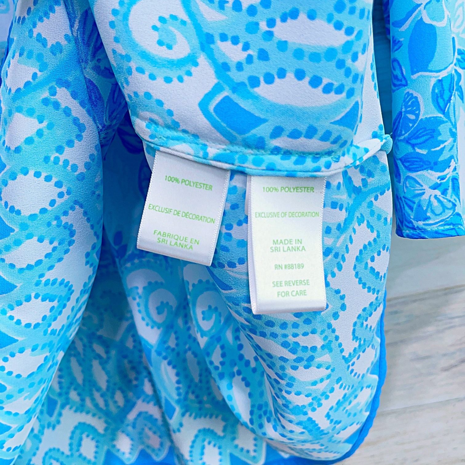 Lilly Pulitzer Lilly Pulitzer Marilina Pintucked Tunic Top Blue Paisley XS Size XS / US 0-2 / IT 36-38 - 7 Thumbnail