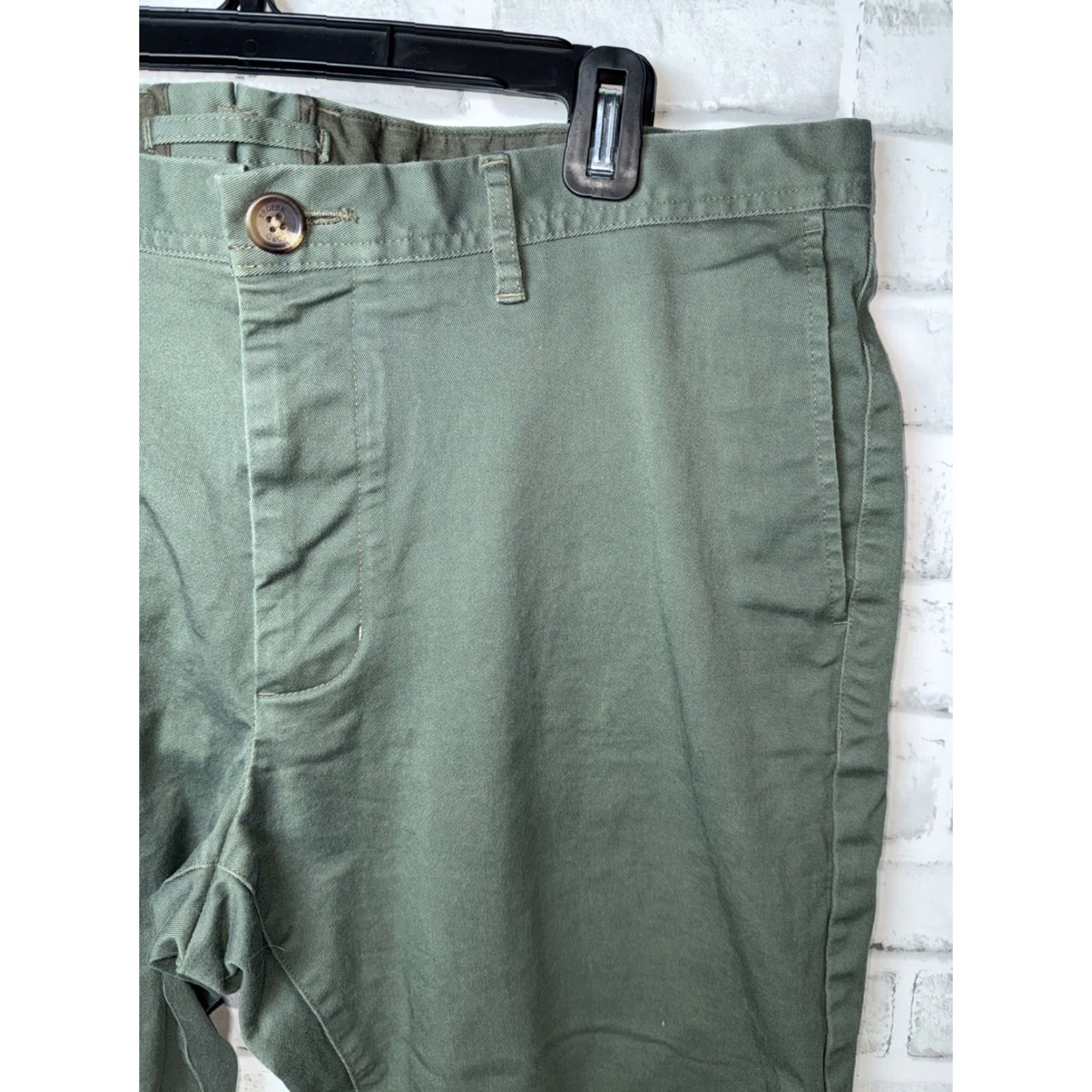 Proper Cloth Proper Cloth Green Chino Pants Mens 40 Regular Inseam 29 Stretch Lightweight Zip Front Casual Formal Workwear Pants Size US 40 / EU 56 - 2 Thumbnail