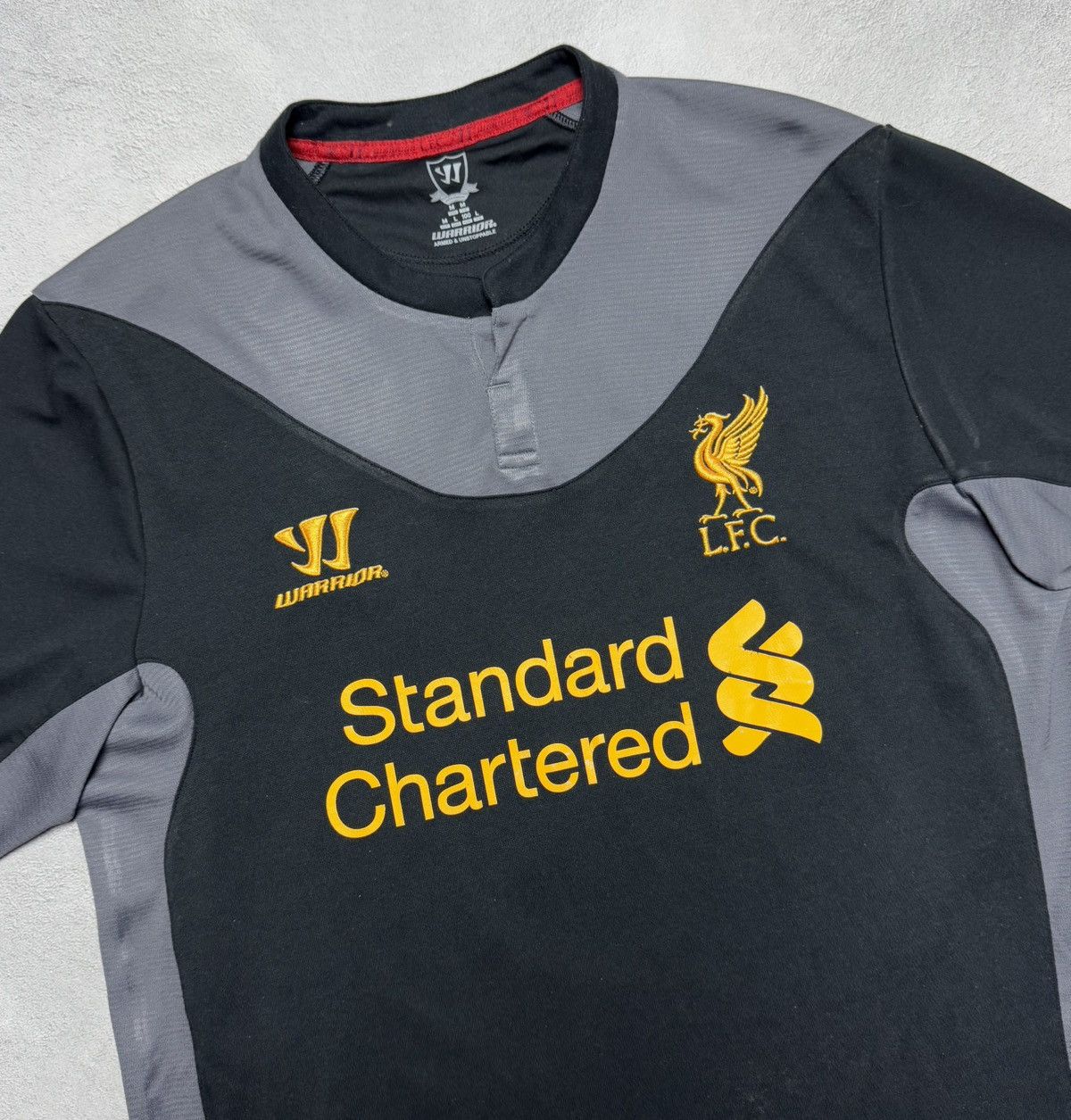 Warrior Liverpool 2012 2013 Away Shirt Jersey Warrior # 8 Gerrard Size US M / EU 48-50 / 2 - 3 Thumbnail