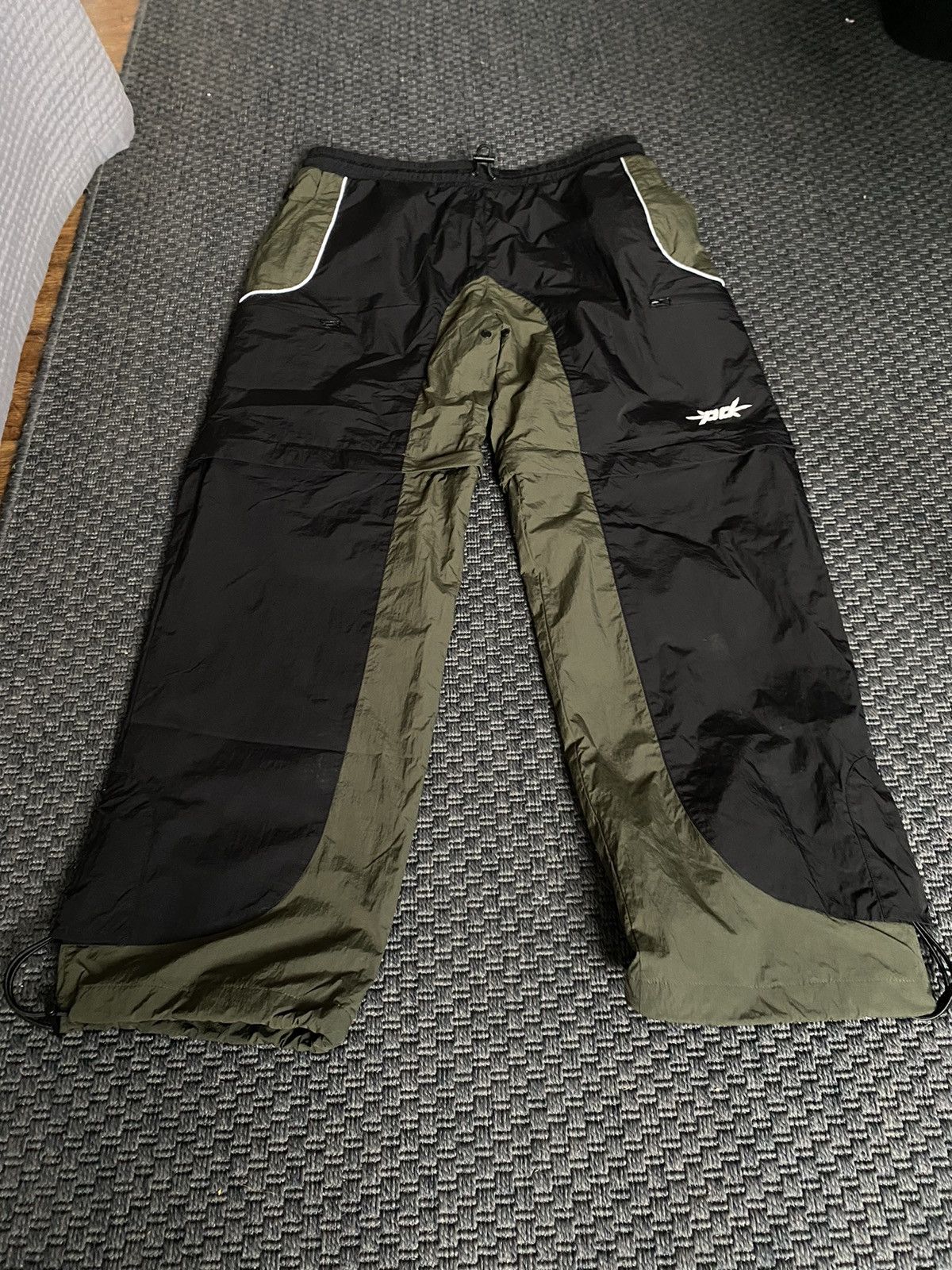image of Goretex Antmy Tracksuit Bottoms in Green, Men's (Size 32)