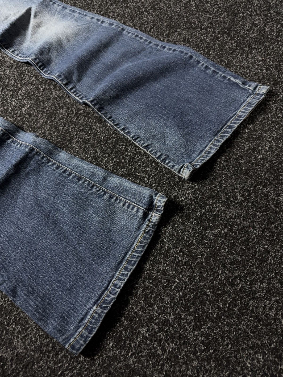 Levi's Vintage 00s Levi’s 529 Curvy Bootcut Jeans Y2K Flare Vintage Size 27" / US 4 / IT 40 - 2 Thumbnail