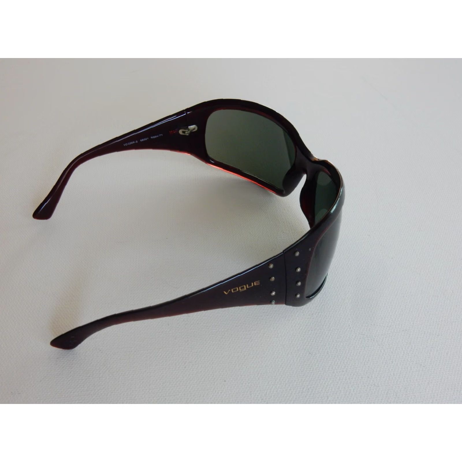 Vogue VINTAGE Vogue Sunglasses Women 68mm Red Studs Italy 90s Fashion Accessories Size ONE SIZE - 3 Thumbnail