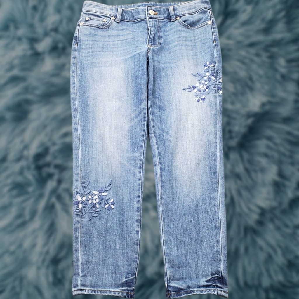 Talbots Talbots Womens Jeans 4P Blue Floral Embroidered Five Pocket Girlfriend Mid Rise Straight Size 27" / US 4 / IT 40 - 1 Thumbnail