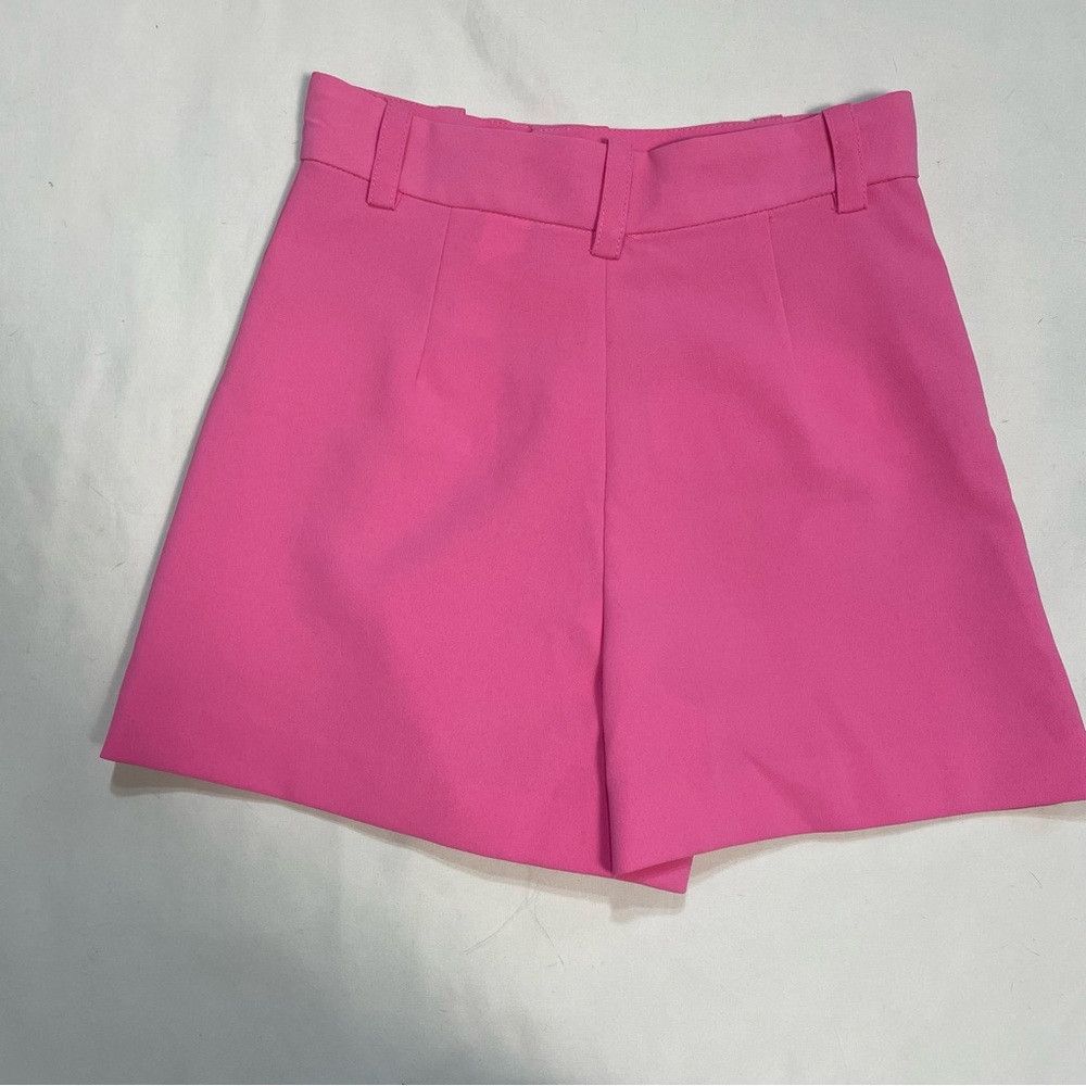 Zara NWT New Zara Pink High Waist Shorts Size XS Size 26" / US 2 / IT 38 - 4 Thumbnail