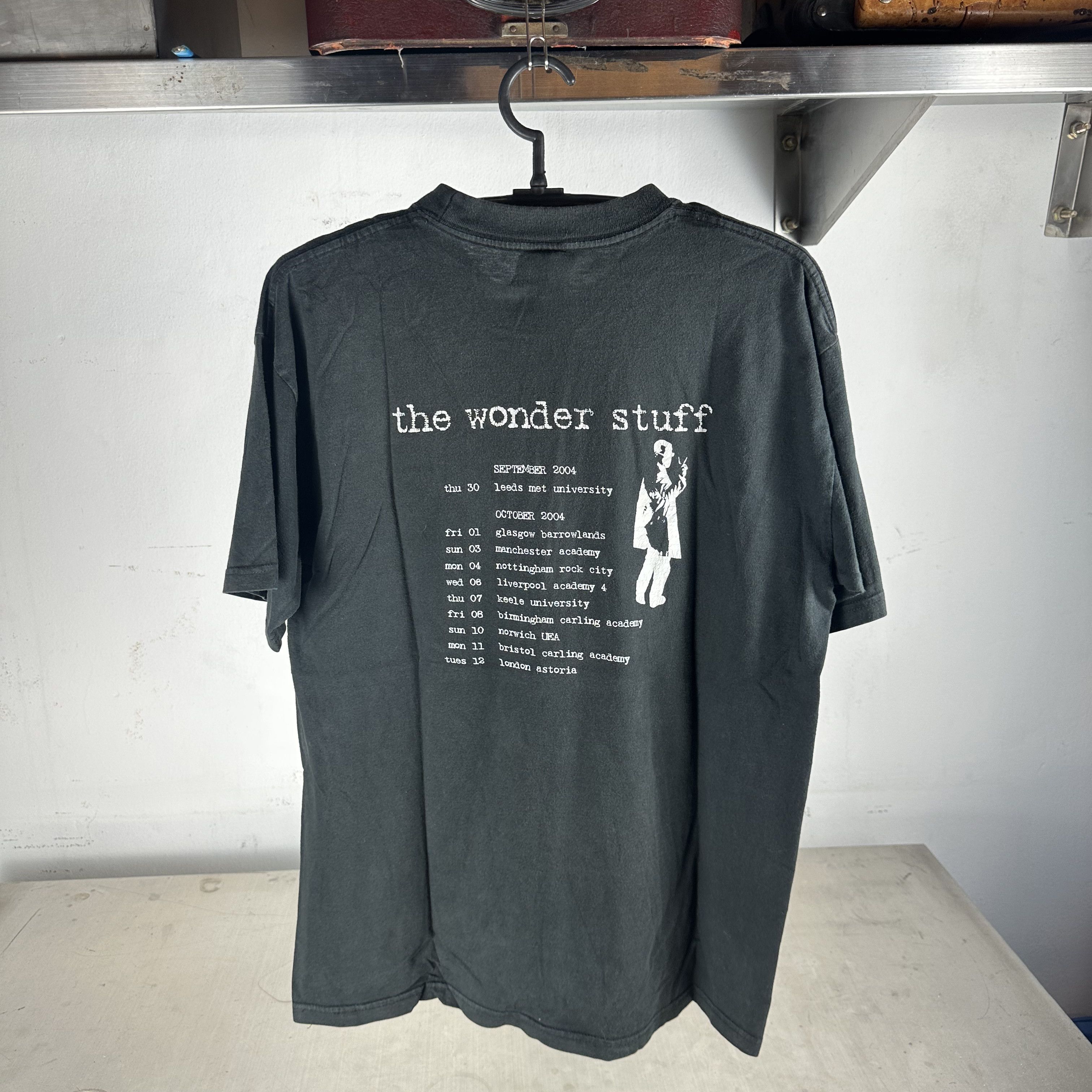 Vintage 2004 The Wonder Stuff Escape From Rubbish Island Band Tee Size US L / EU 52-54 / 3 - 3 Thumbnail