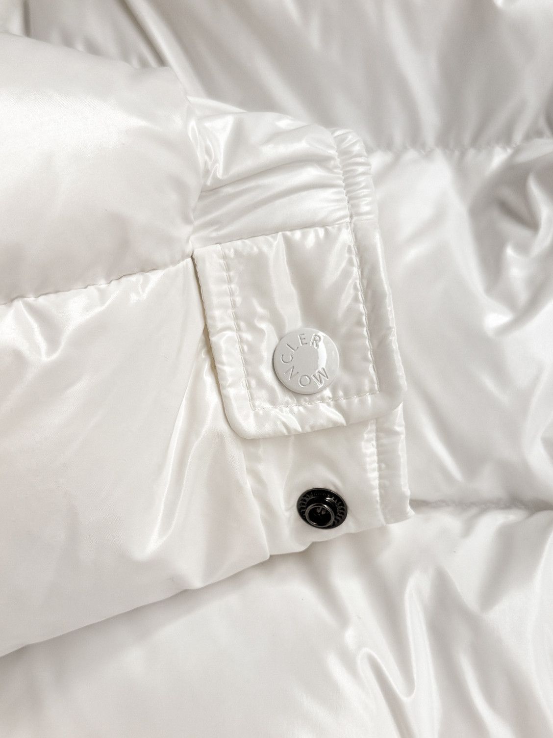 Moncler Moncler White Maya Down Puffer Coat - Size 7 Size US XXL / EU 58 / 5 - 10 Thumbnail