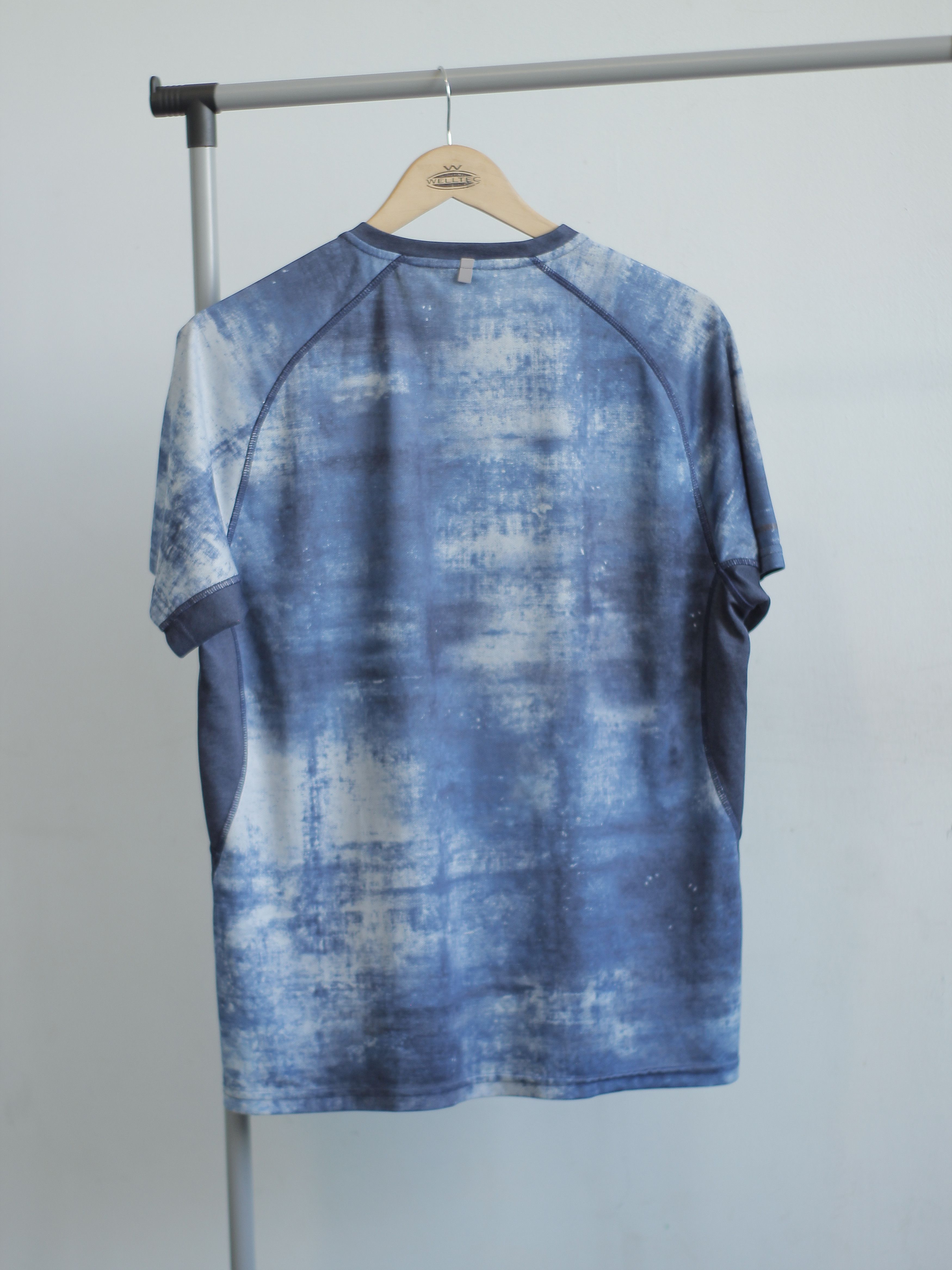 Polo Ralph Lauren × Ralph Lauren × Ralph Lauren Sport PRL ABSTRACT SPORT T SHIRT MENS L BLUE SKIES Size US L / EU 52-54 / 3 - 3 Thumbnail