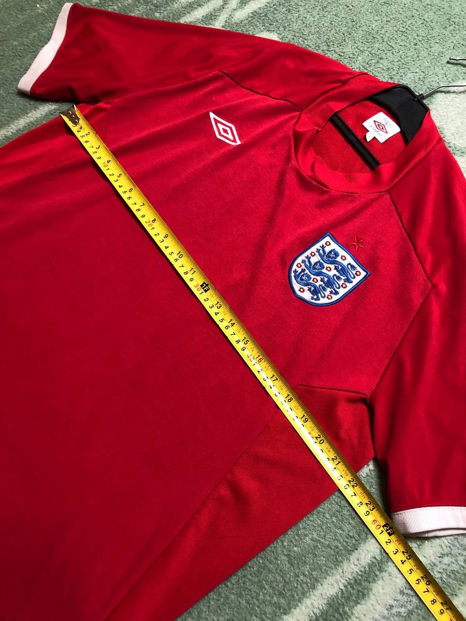 Umbro England Football 2010-2012 Team Jersey Umbro Men's Size XL Size US XL / EU 56 / 4 - 9 Thumbnail