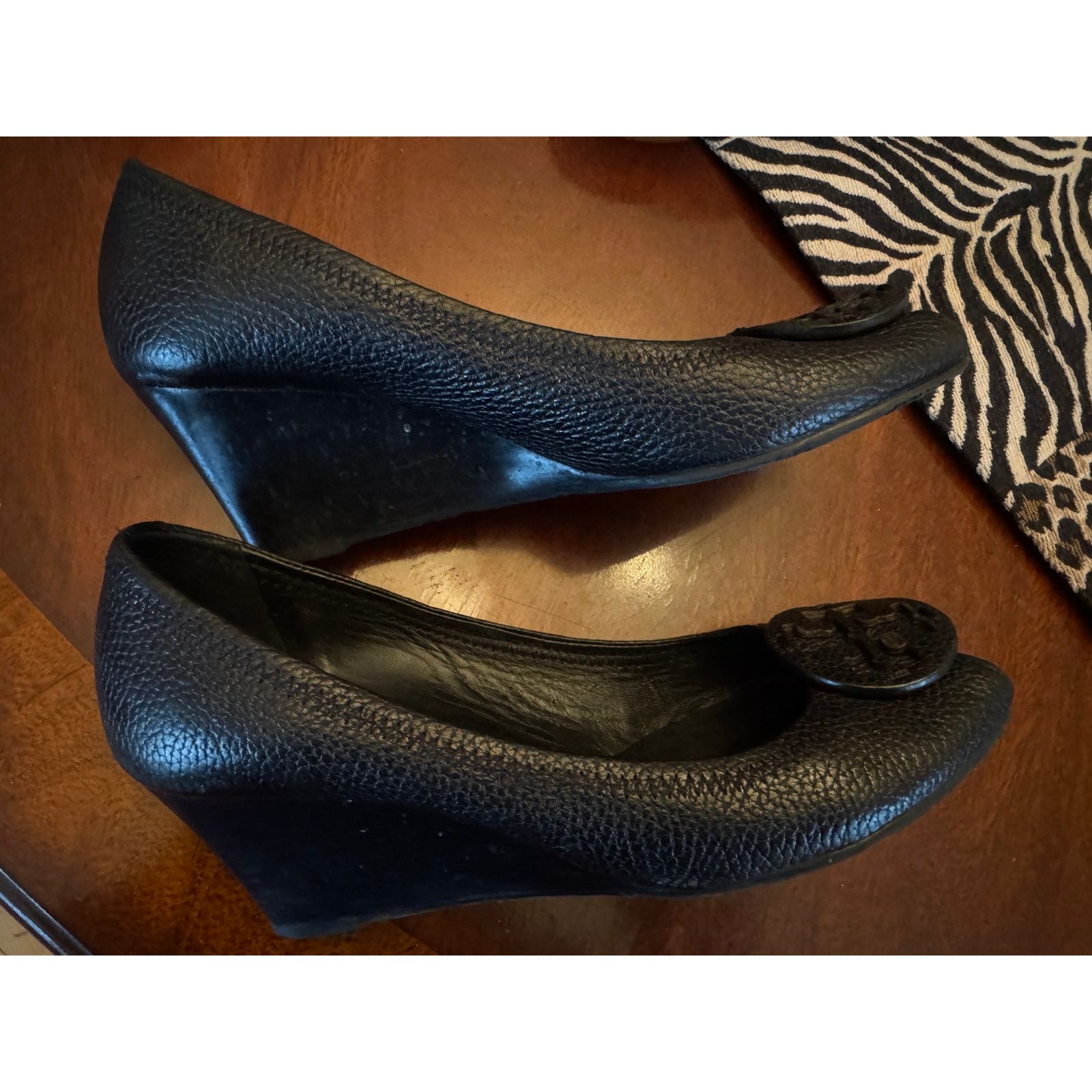 Tory Burch Tory Burch Black Peek Toe Leather Wedges Size 8M Size US 8 / IT 38 - 5 Thumbnail