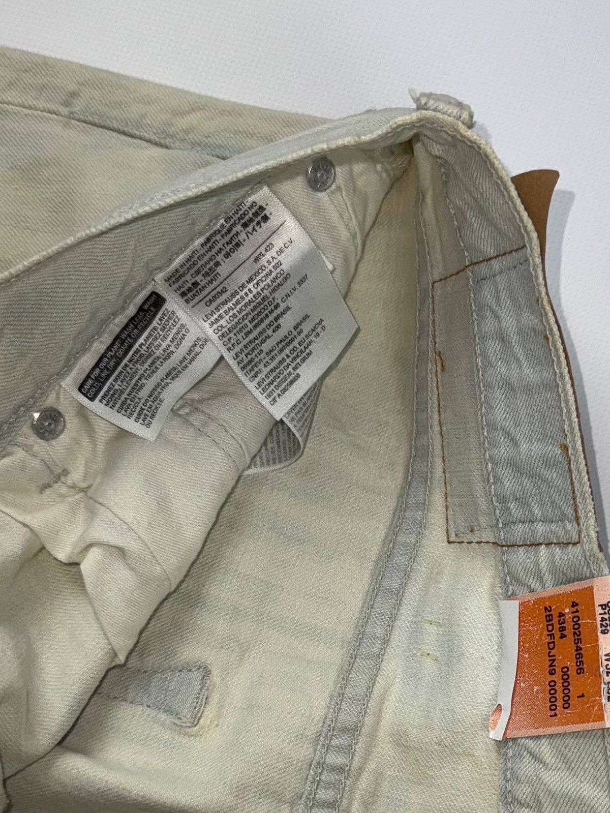 Levi's Vintage Clothing Levi’s 501 Light Wash Denim Jeans 32x32 Vintage Essential Size US 32 / EU 48 - 9 Thumbnail