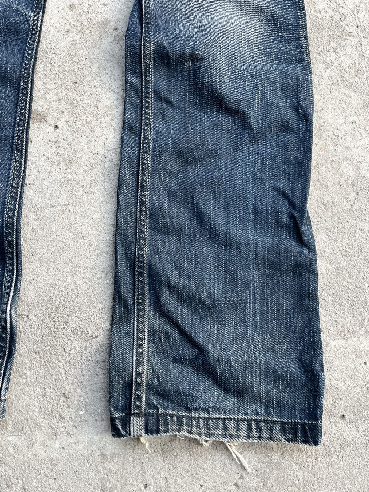 If Six Was Nine × Le Grande Bleu (L.G.B.) × Tornado Mart Japanese Distressed Balenciaga Style Y2K Jeans Faded Denim Size US 32 / EU 48 - 11 Thumbnail