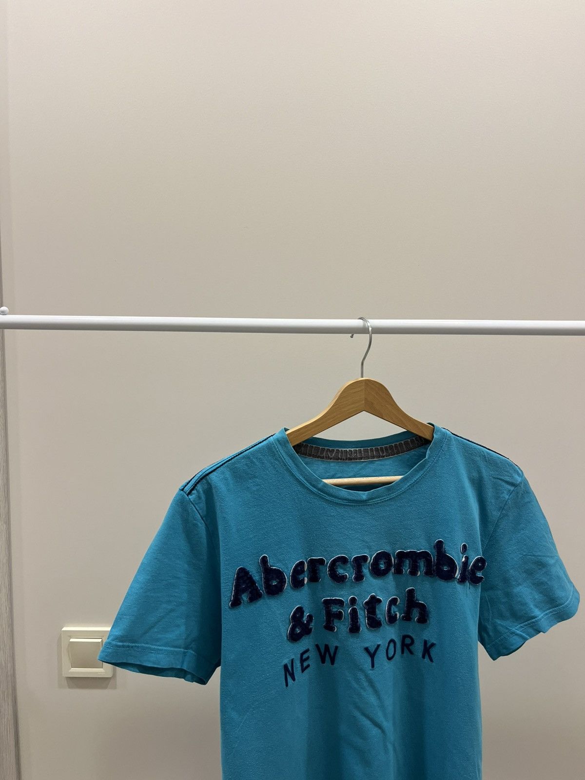 Abercrombie & Fitch 90s Abercrombie & Fitch T-Shirt Spellout Vintage Y2K Size US L / EU 52-54 / 3 - 2 Thumbnail