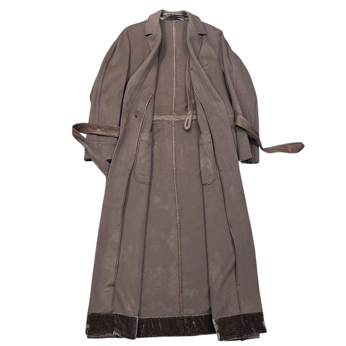 Takahiromiyashita The Soloist. TAKAHIROMIYASHITA The Soloist. Cashmere Taupe Wrapping Coat Size US S / EU 44-46 / 1 - 6 Thumbnail