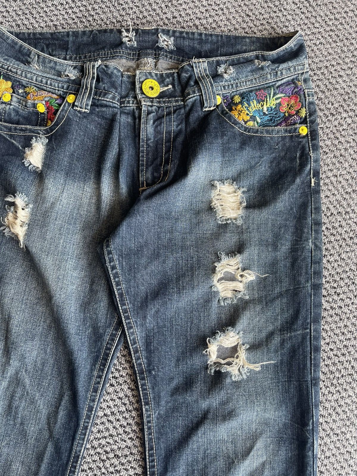Designer × Japanese Brand Surf Hawaii Y2K Jeans Embroidery Floral Pocket Size US 34 / EU 50 - 10 Thumbnail