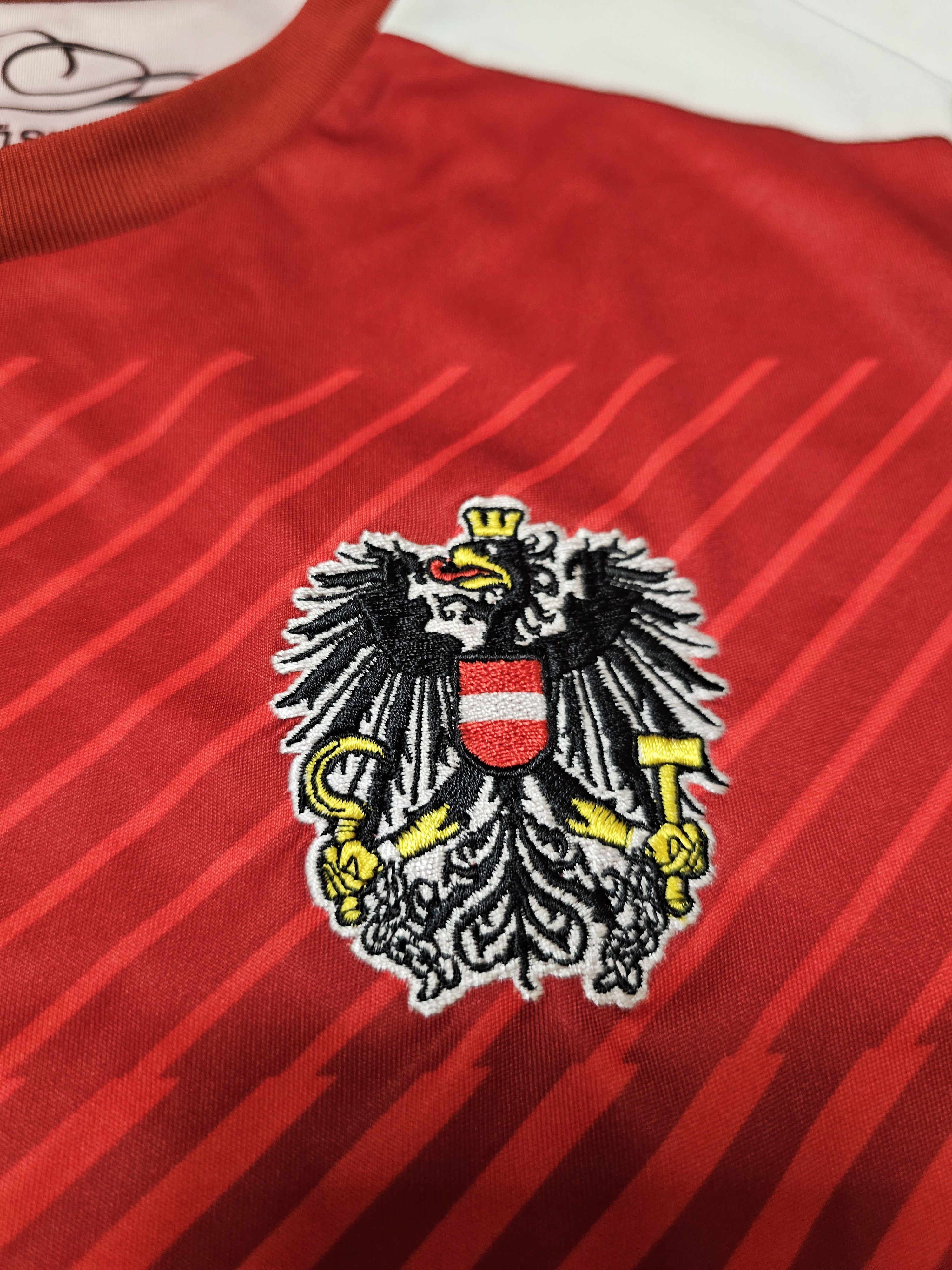 Puma AUSTRIA 2016 2017 HOME FOOTBALL SHIRT SOCCER JERSEY Size US XL / EU 56 / 4 - 4 Thumbnail