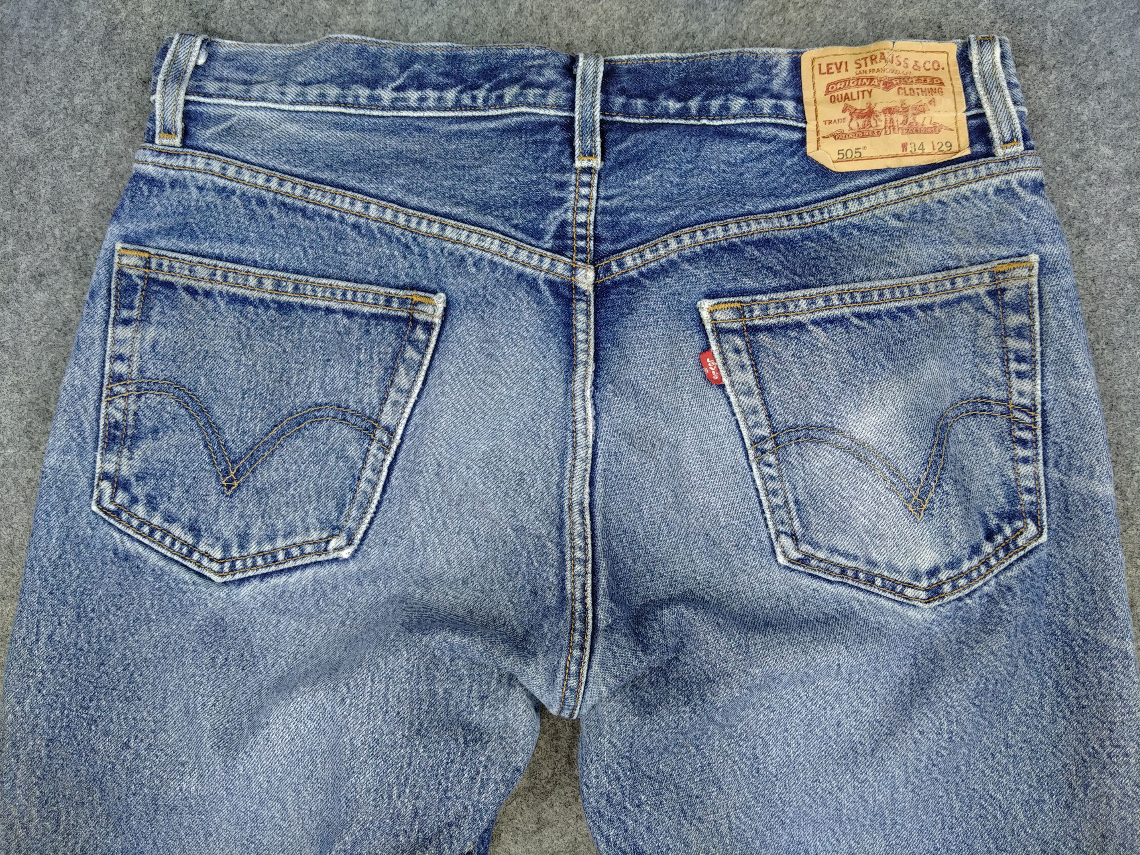 Levi's Vintage Levi's 505 Regular Fit Denim 35 x 28 Denim -JN380 Size US 35 - 4 Thumbnail