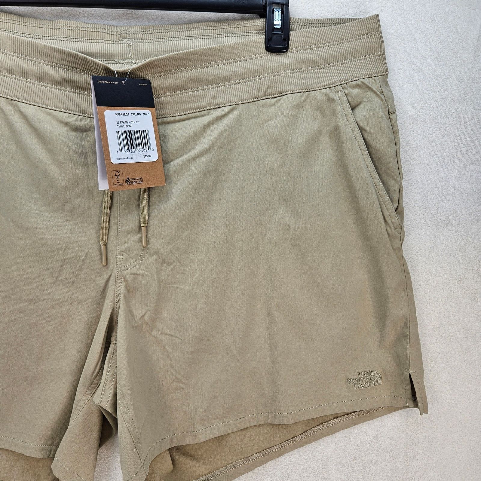 The North Face THE NORTH FACE WOMEN'S 3XL LONG FIT APHRODITE MOTION SHORTS Size 42" / US 20 - 2 Thumbnail