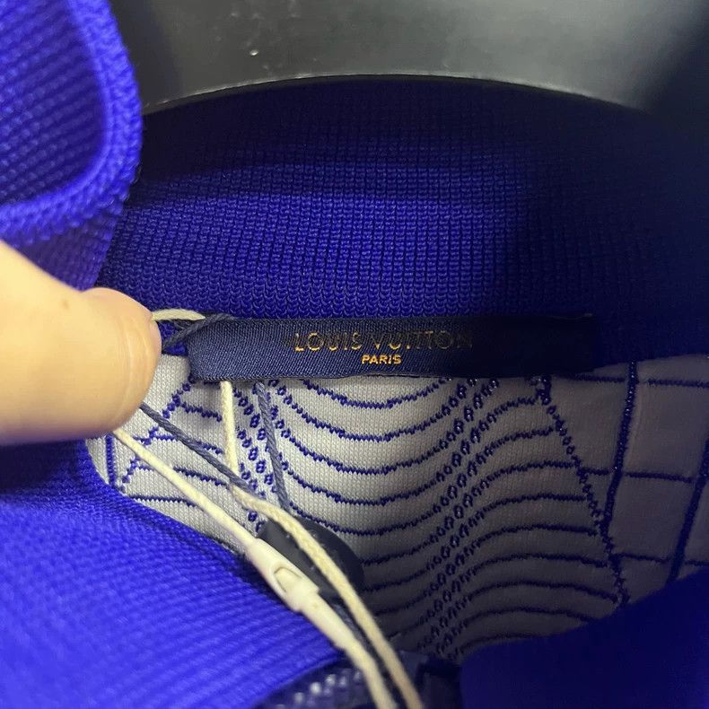 Louis Vuitton Louis Vuitton Blue striped printed logo jacket Size US XL / EU 56 / 4 - 3 Thumbnail