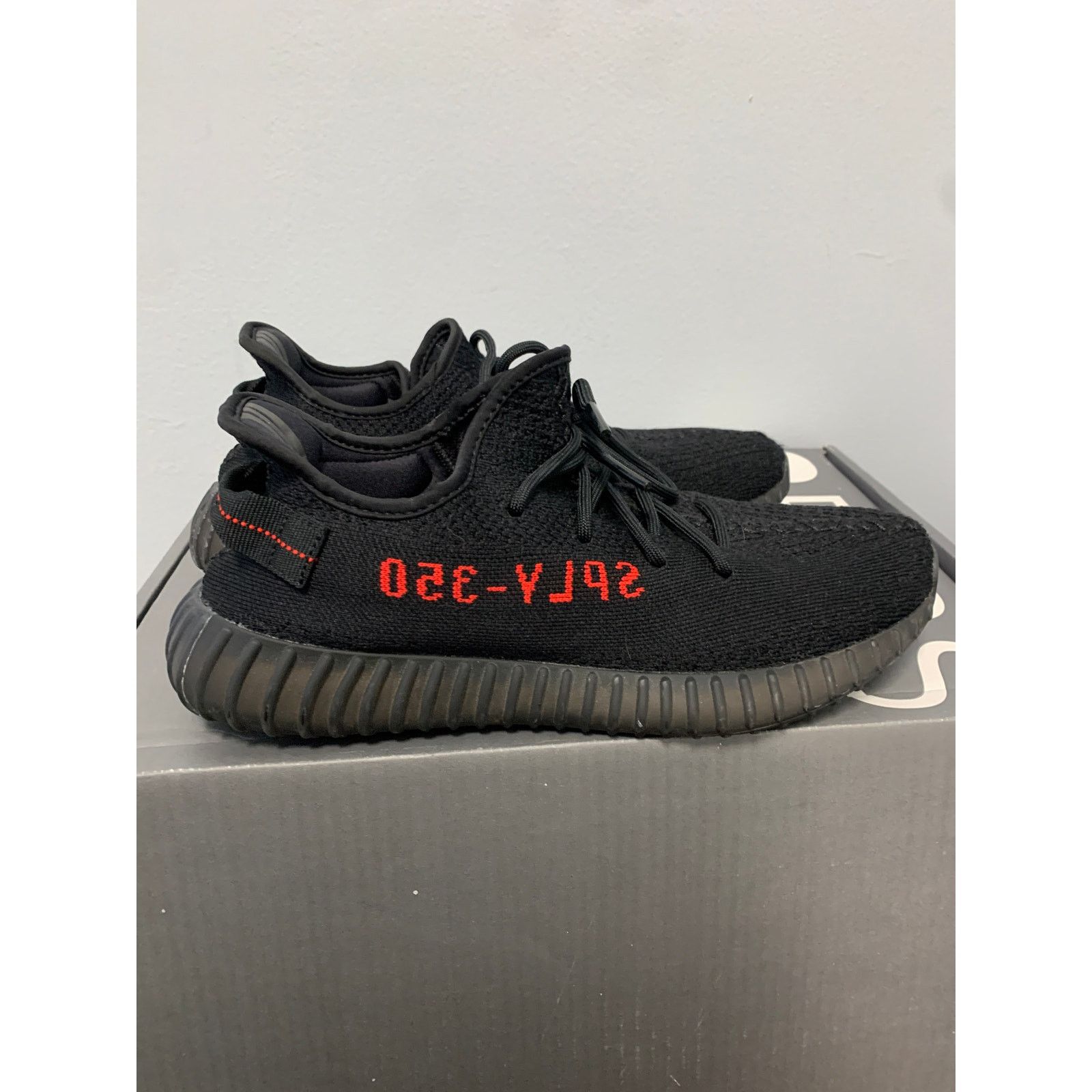 adidas Yeezy Boost 350 V2 Black Red Size 11.5 Used