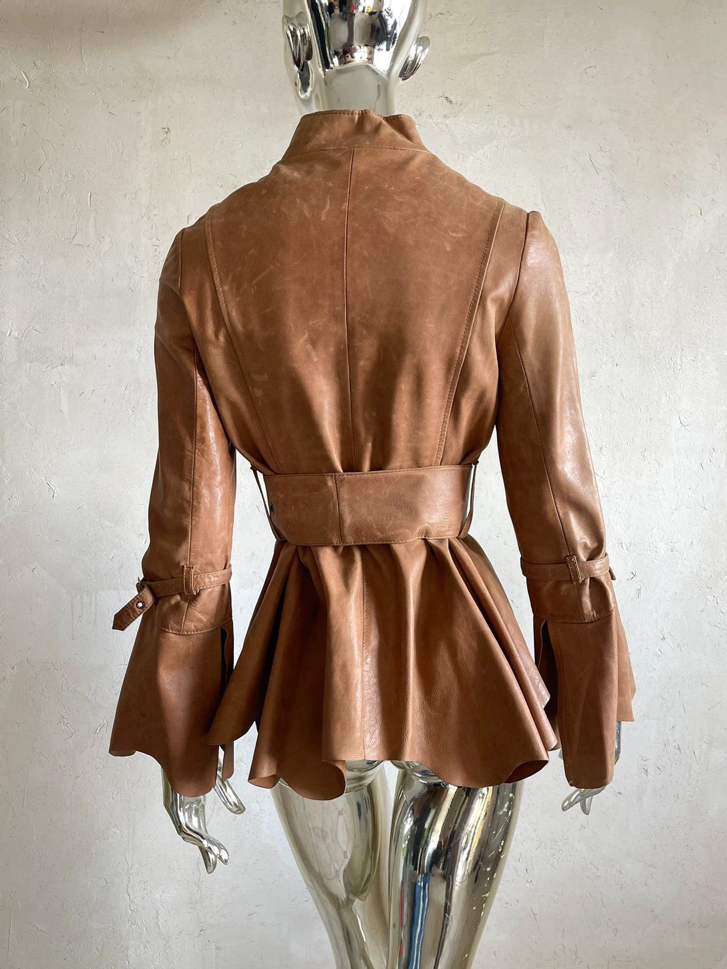 Other GOBELINS Vintage Irregular Hem Bell-Sleeve Leather Jacket Size M / US 6-8 / IT 42-44 - 4 Thumbnail