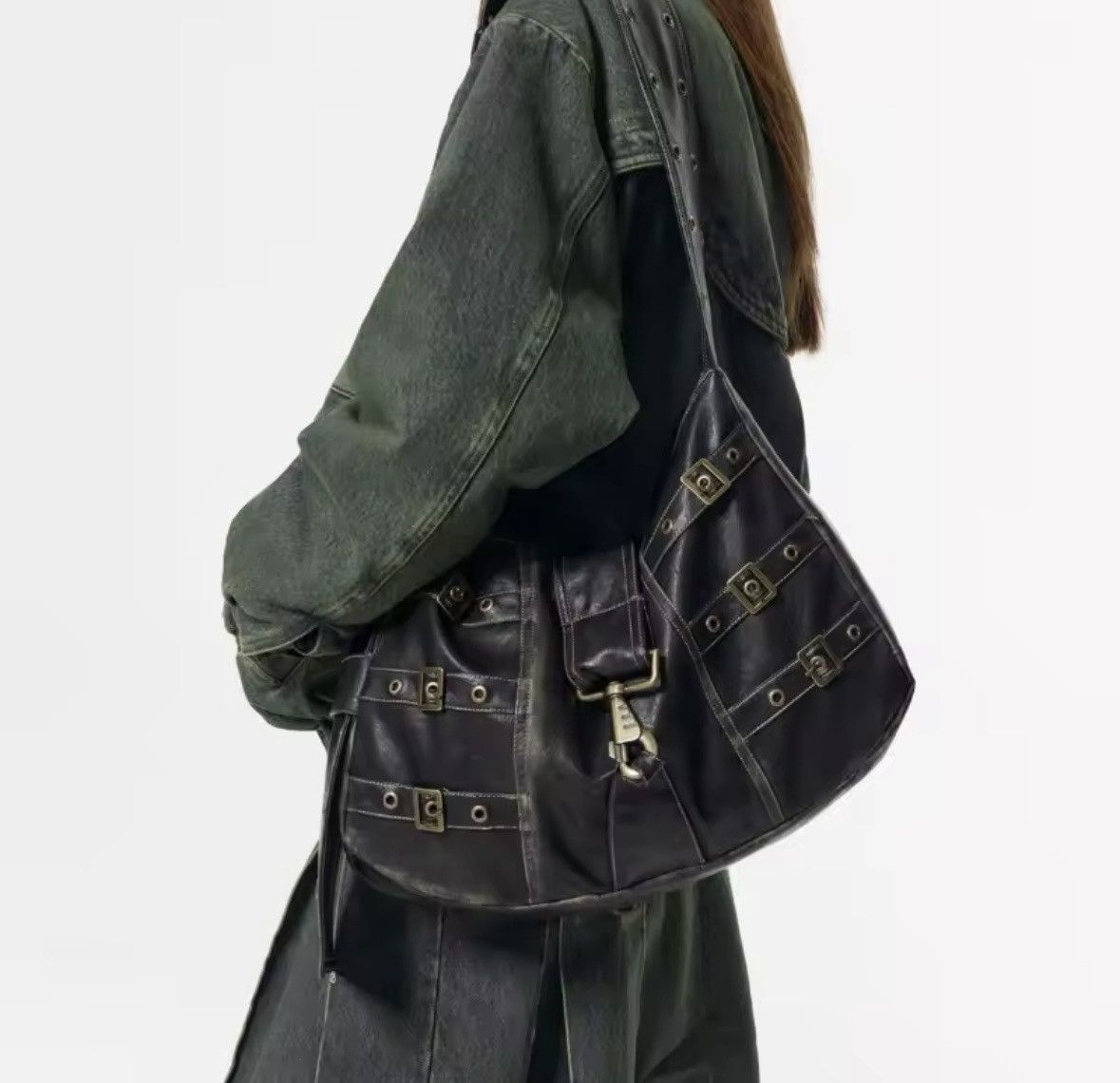 Japanese Brand Vintage Womens Shoulder Bag Large Capacity Punk Size ONE SIZE - 5 Thumbnail