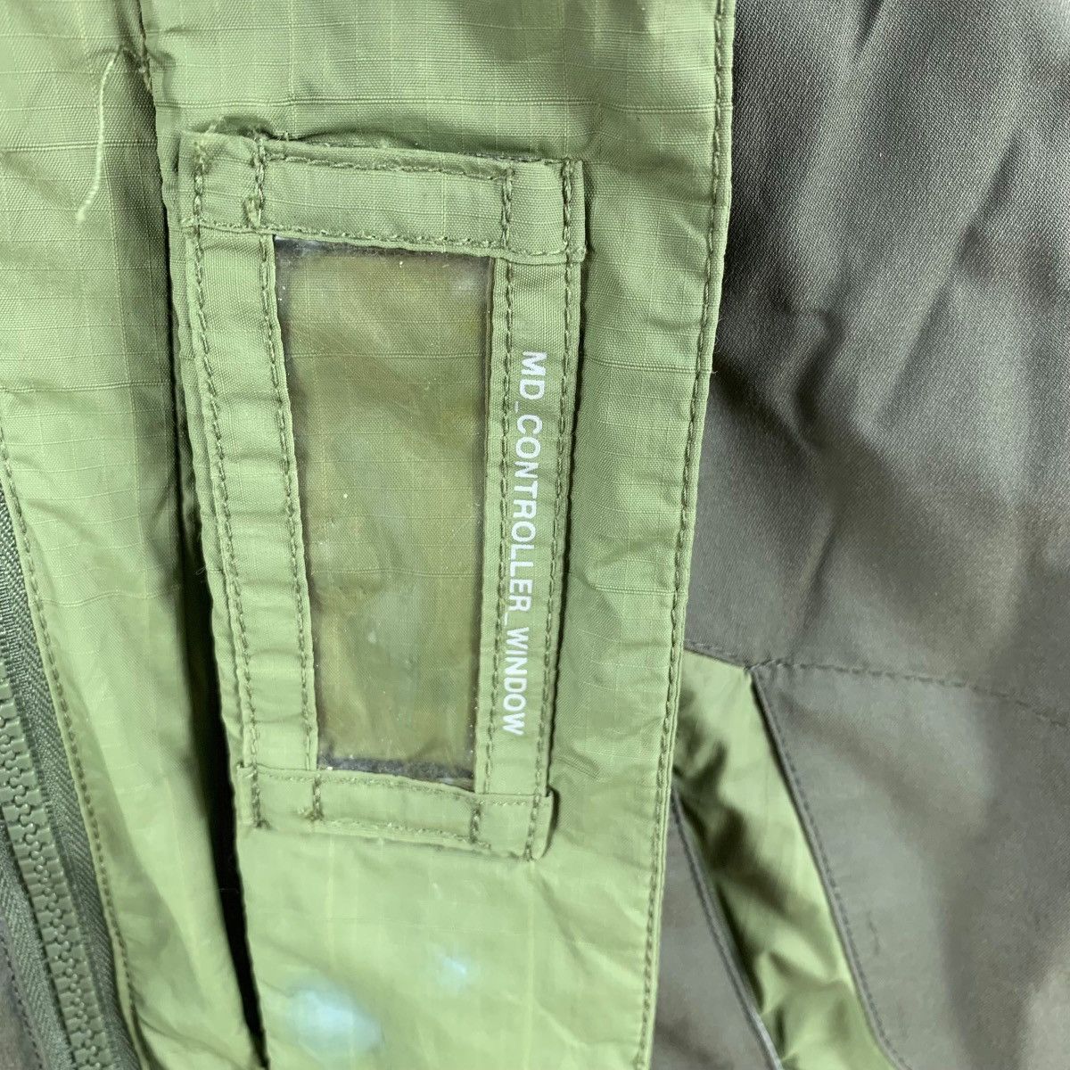 Analog Vintage ANALOG x BURTON Escape Route Q Stealth Jacket Parka Size US L / EU 52-54 / 3 - 8 Thumbnail