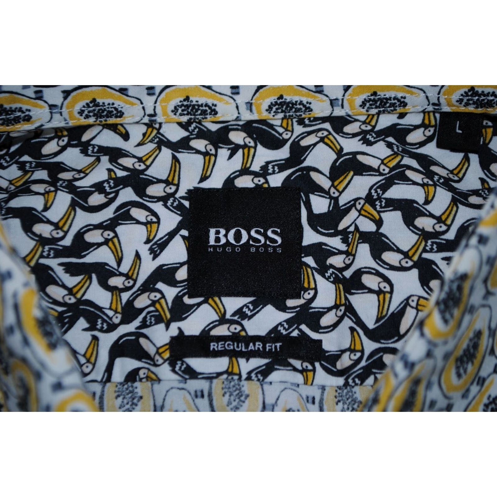 Hugo Boss HUGO BOSS SHIRT CASUAL SHORT SLEEVE SIZE L MENS 100% COTTON BUTTON-DOWN MULTICOLOR Size US L / EU 52-54 / 3 - 2 Thumbnail