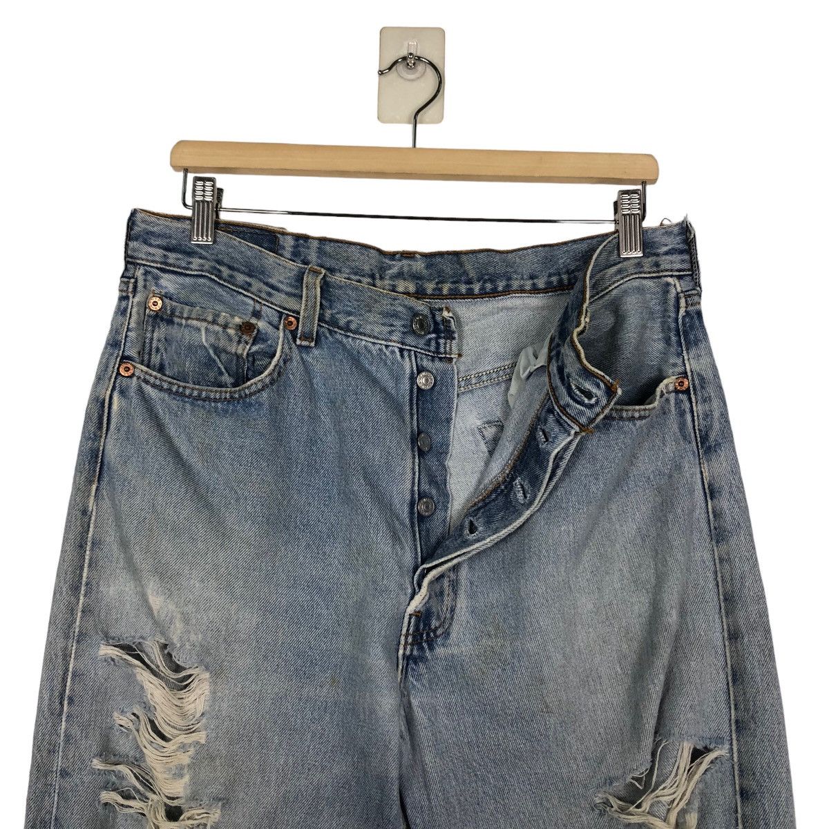 Levi's 🔥VINTAGE DENIM JEANS DISTRESSED LEVI’S 501 MADE IN USA Size US 32 / EU 48 - 16 Thumbnail