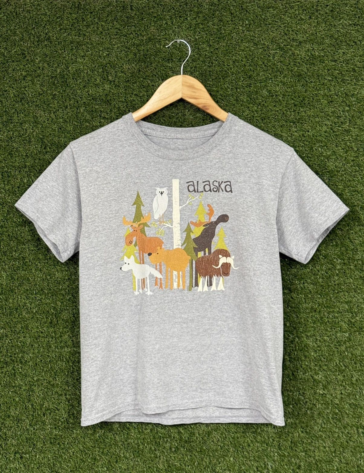 Vintage Vintage Y2K Alaska Cartoon Winter Animal Tee XXS Size US XXS / EU 40 - 1 Thumbnail