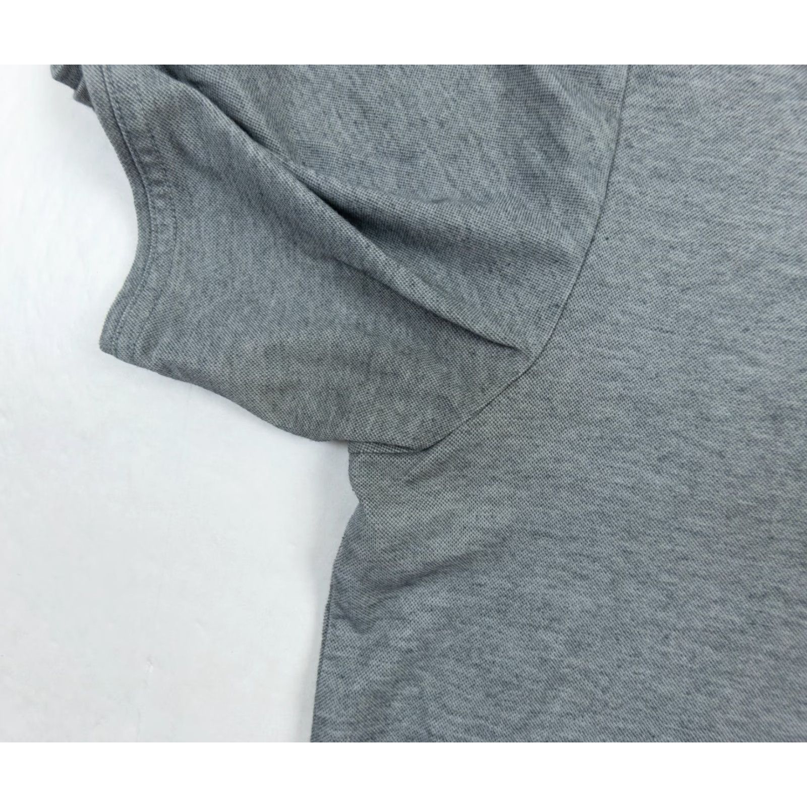 TravisMathew Travis Mathew Polo Shirt Men's Large Gray Short Sleeve Collared Golf Adult FLAW Size US L / EU 52-54 / 3 - 5 Thumbnail