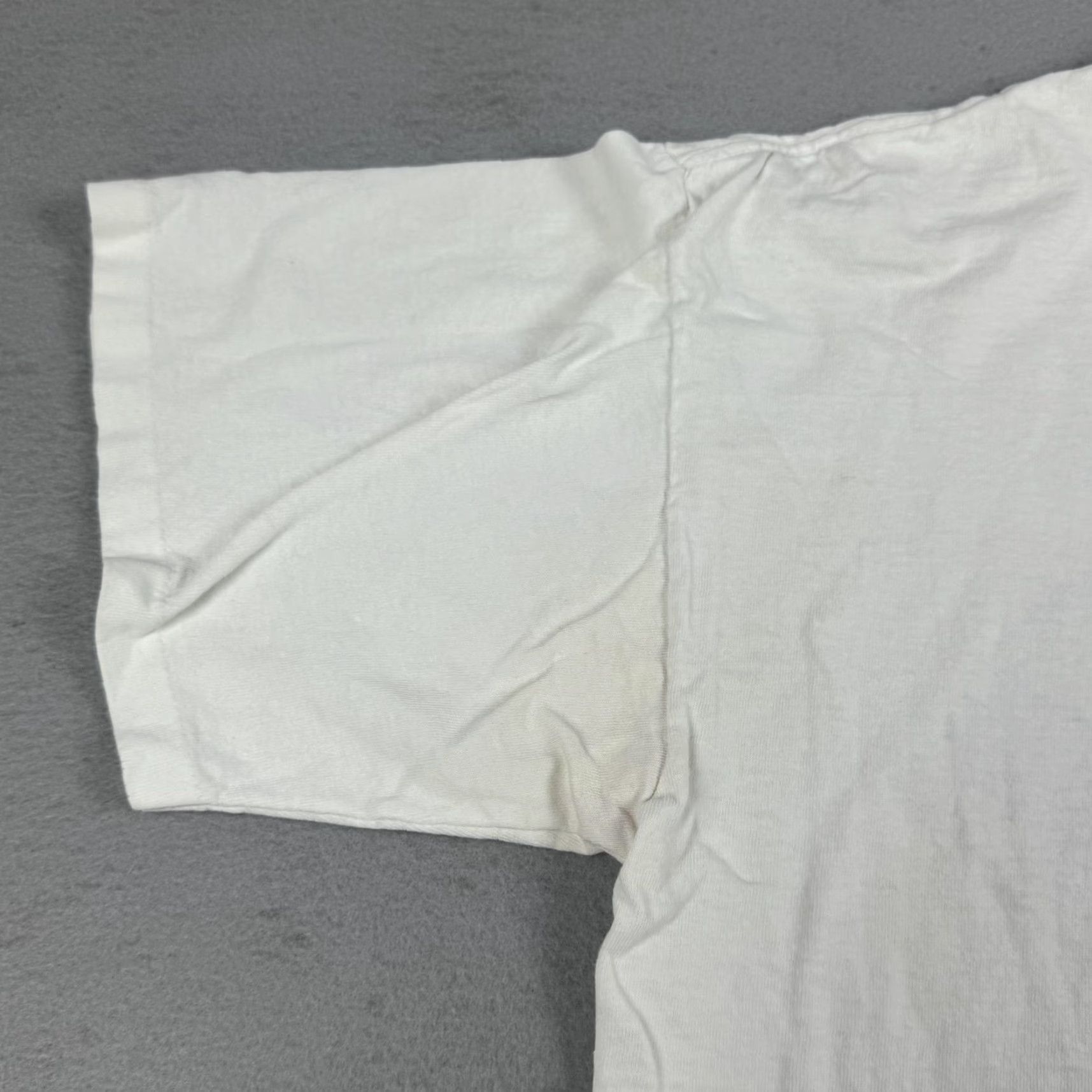 Speedo VINTAGE Speedo Shirt Mens XL White Serenity Legacy of Champions Back Graphic Made USA 90s Mens XL Graphic Print Crew Neck Short Sleeve Cotton T-Shirt Size US XL / EU 56 / 4 - 3 Thumbnail