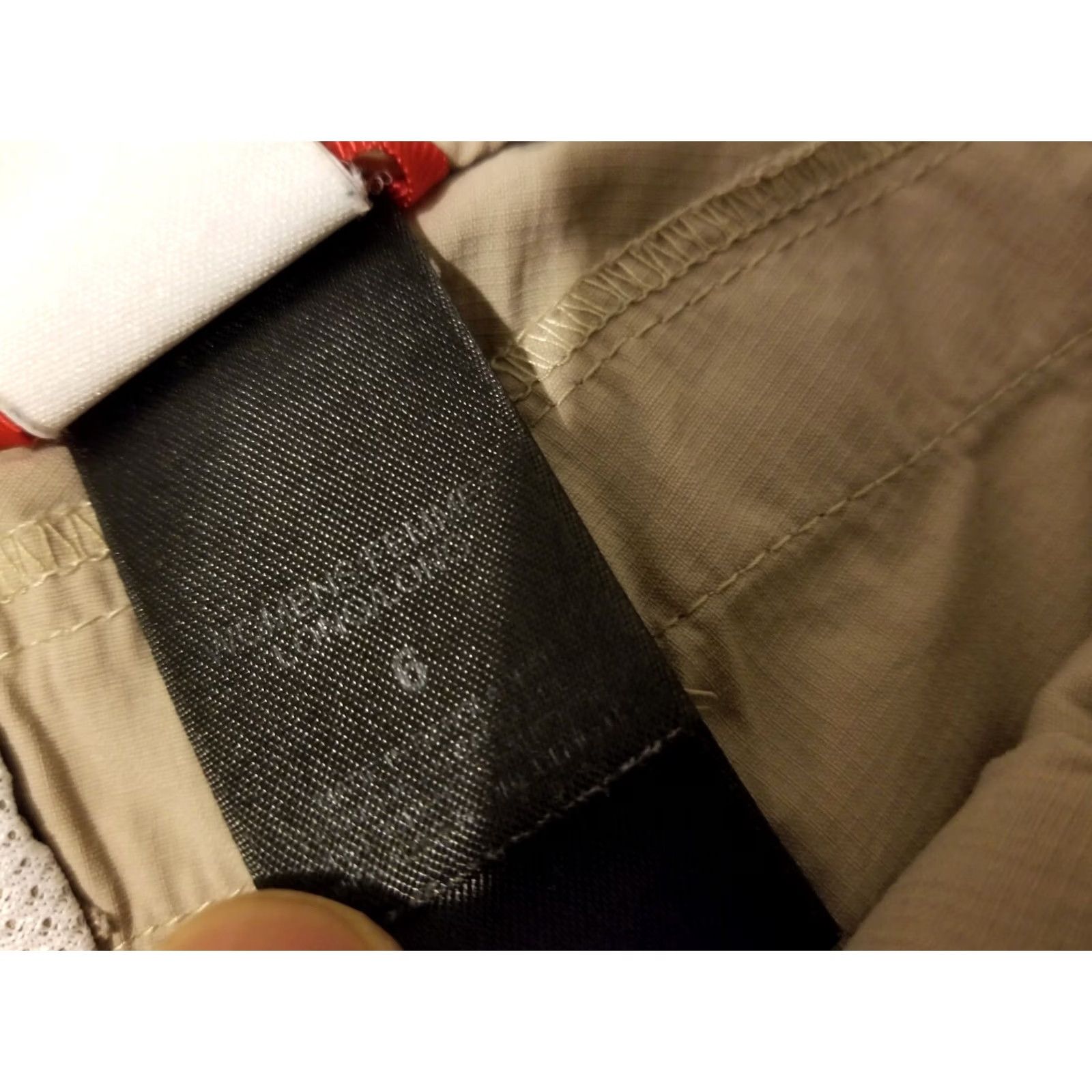 The North Face The North Face Cargo Shorts Womens 6 Beige Athletic Hiking Outdoor Shorts Size 28" / US 6 / IT 42 - 4 Thumbnail