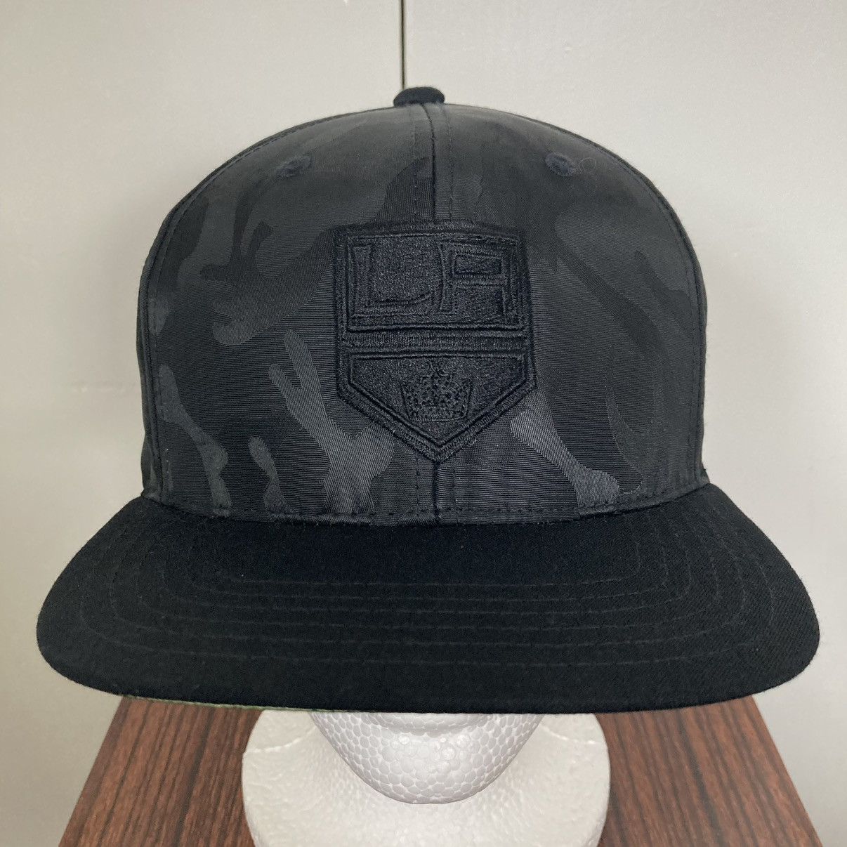 American Needle LOS ANGELES KINGS CAMO AMERICAN NEEDLE SNAPBACK HAT CAP NHL Size ONE SIZE - 1 Thumbnail