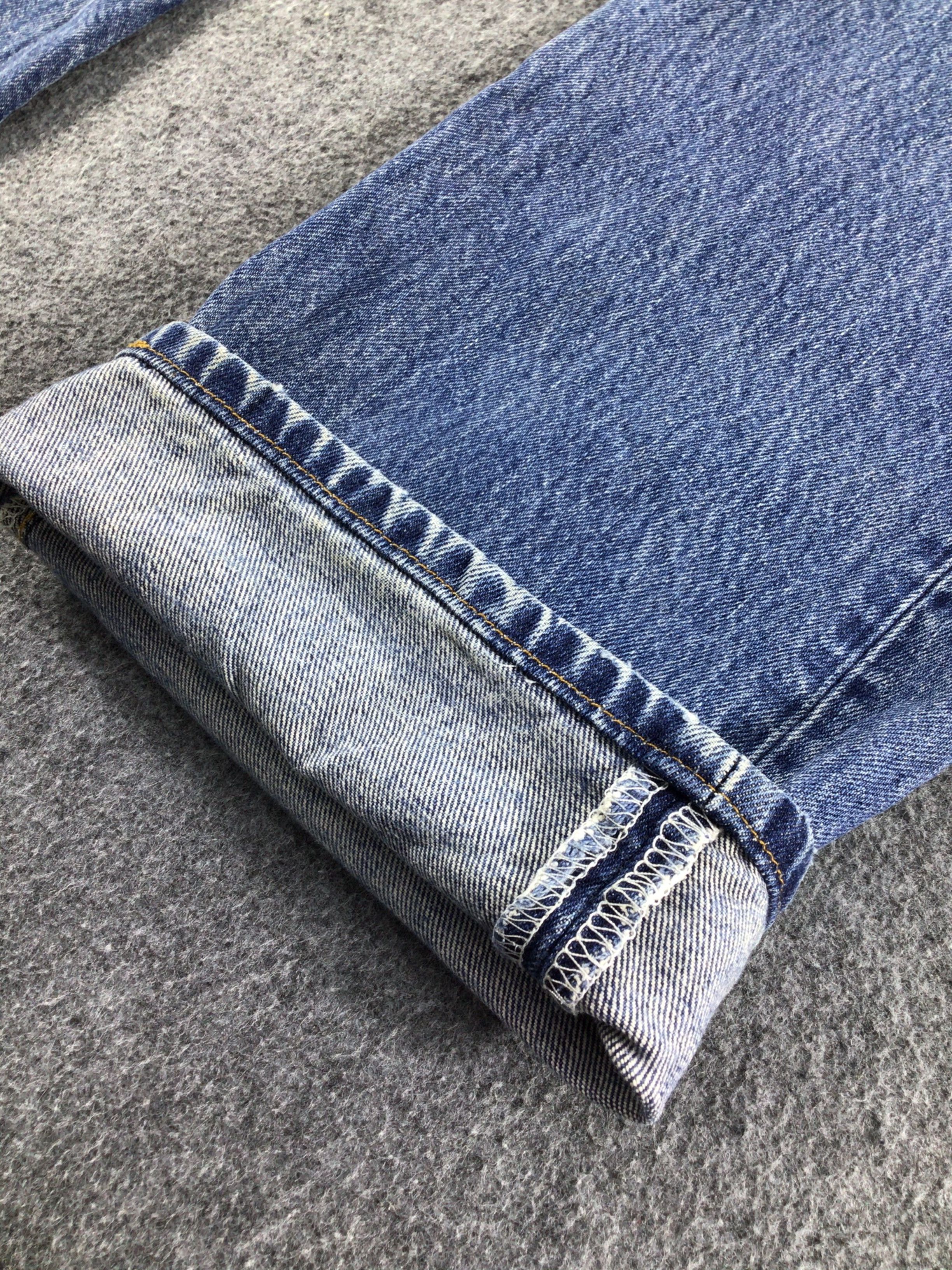Levi's Vintage Levis 501 Jeans-J435 Size US 35 - 6 Thumbnail