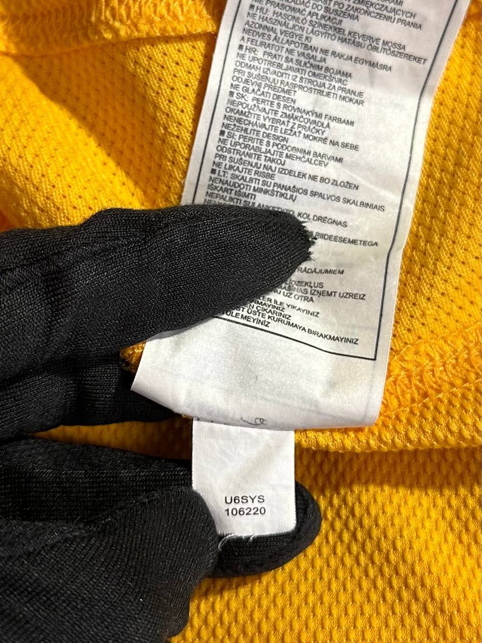 Nike AUSTRALIA 2006 2008 home football shirt jersey Nike soccer Size US M / EU 48-50 / 2 - 10 Thumbnail