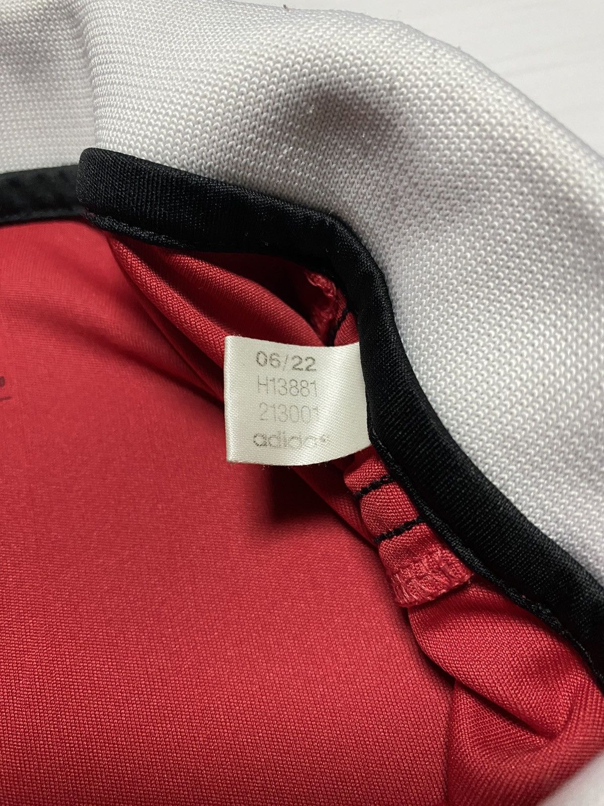 Adidas Adidas Manchester United 2022/23 Home Football Shirt Soccer Size US XL / EU 56 / 4 - 5 Thumbnail