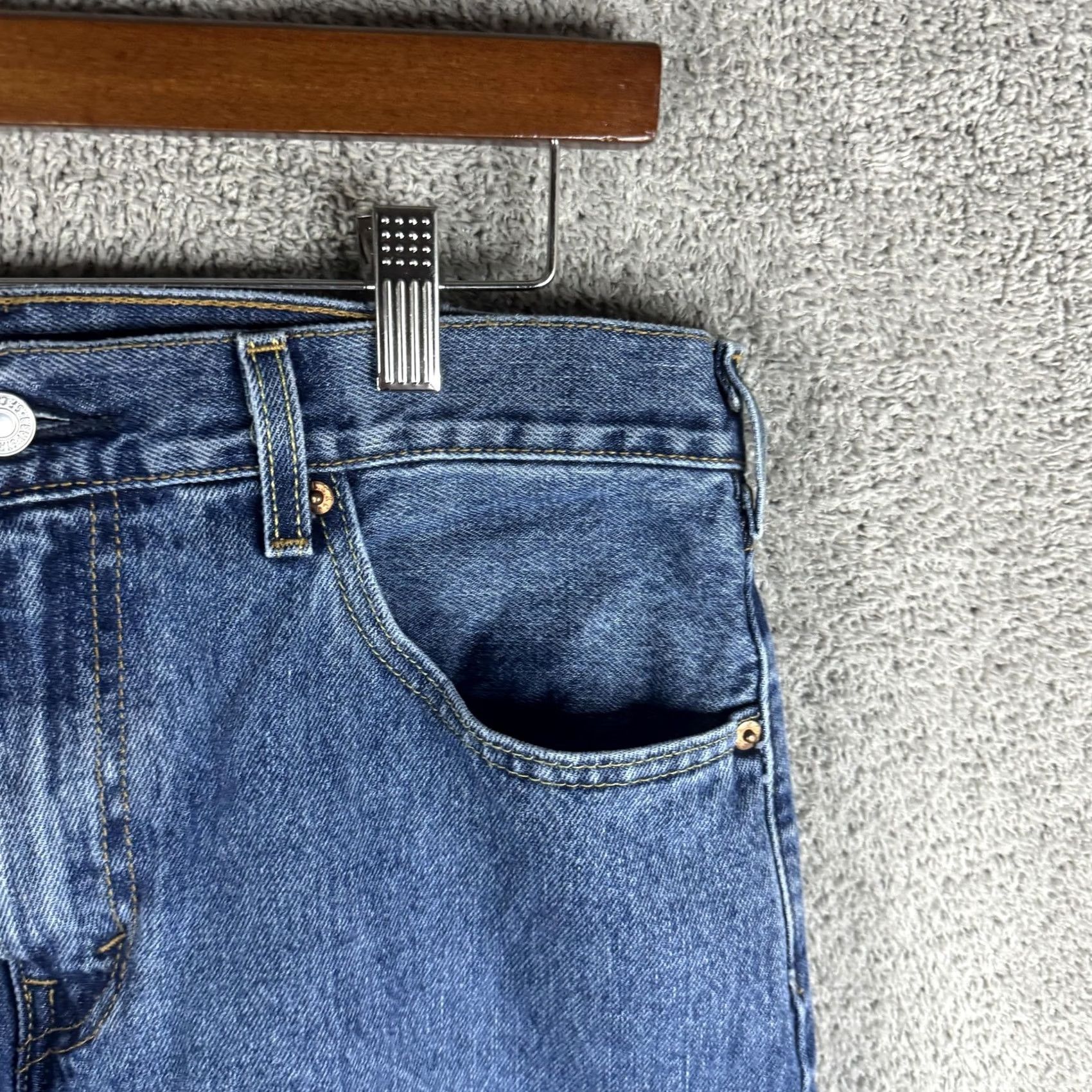 Levi's Levi's 517 Jeans Mens 33x29 Blue Bootcut Regular Denim Mexico Medium Wash Distressed Pockets Zip Back Patch Red Tab 500 Series Mens Jeans Regular Fit Size US 33 - 3 Thumbnail