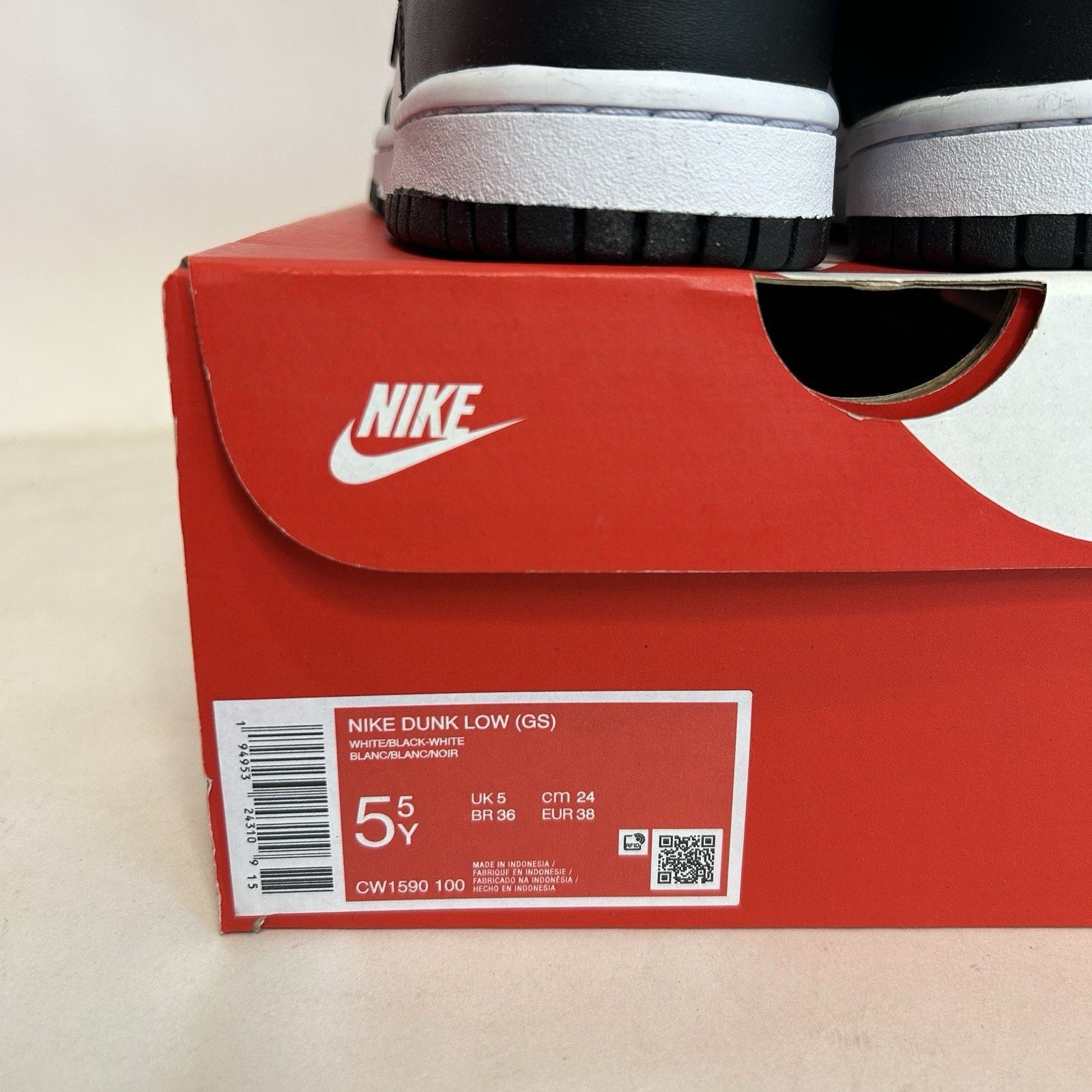 Nike Nike Dunk Low GS “Panda/Black White” Size US 7 / IT 37 - 5 Thumbnail