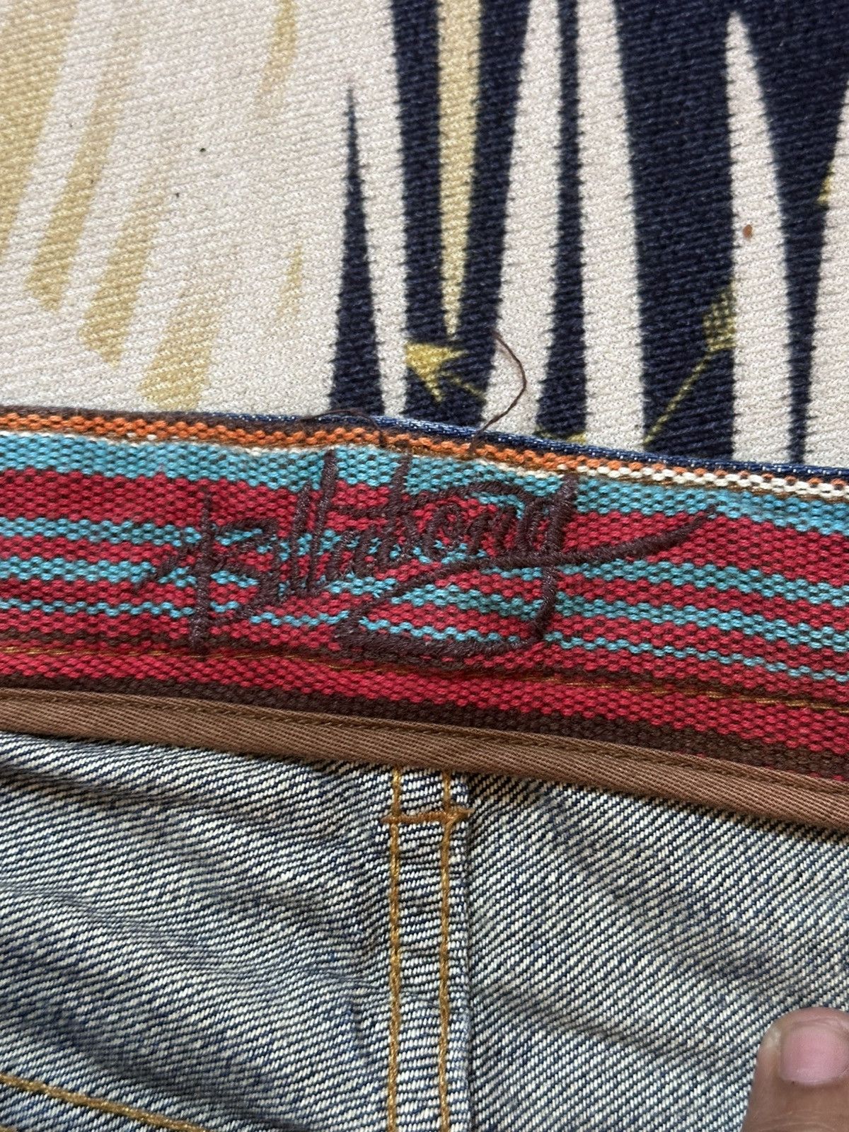 Billabong Vintage Billabong Skater Grunge Distressed Denim Size US 33 - 11 Thumbnail