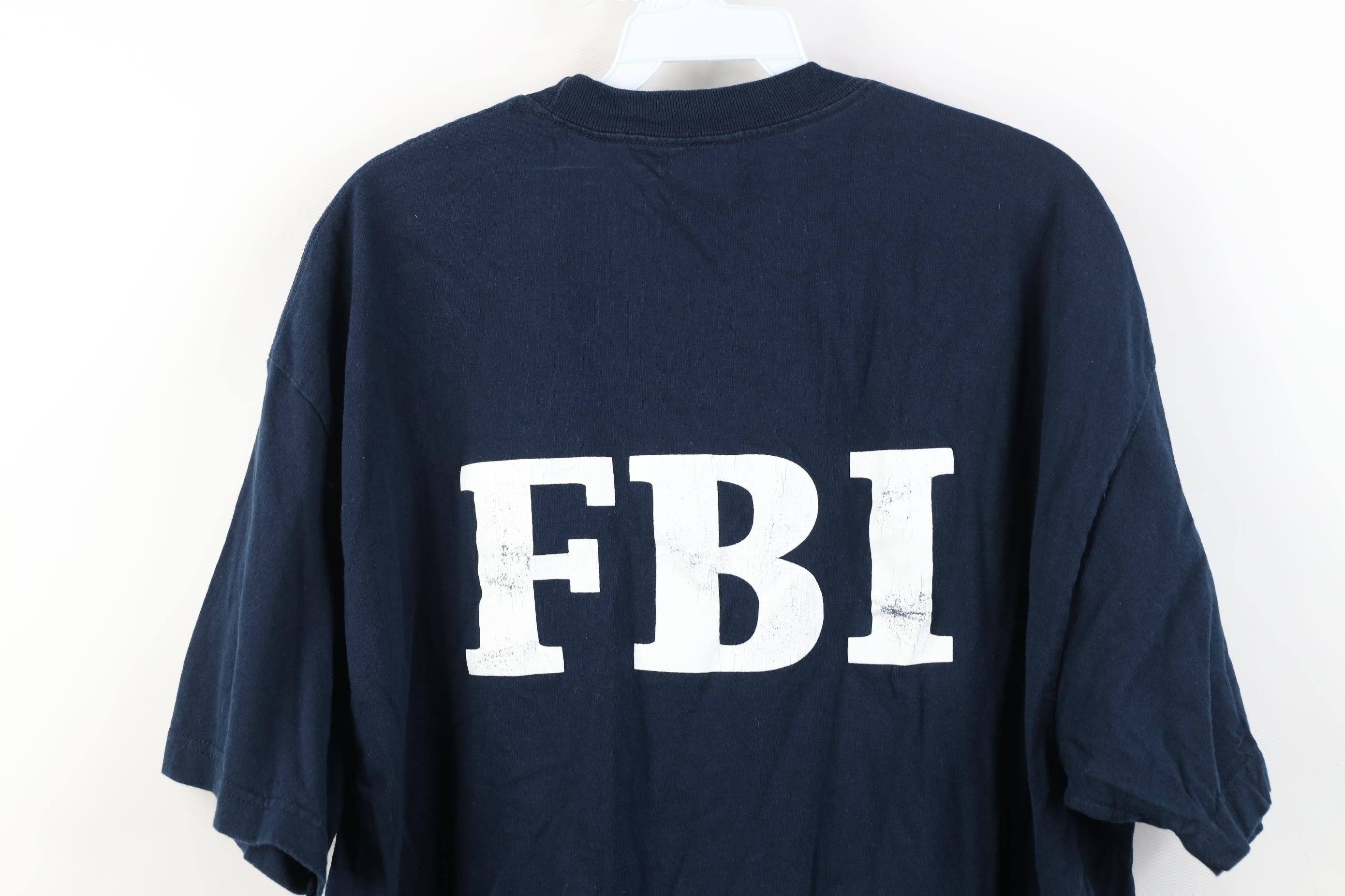 Vintage Vintage 90s Y2K Federal Bureau of Investigation T-Shirt Blue Size US XL / EU 56 / 4 - 13 Thumbnail