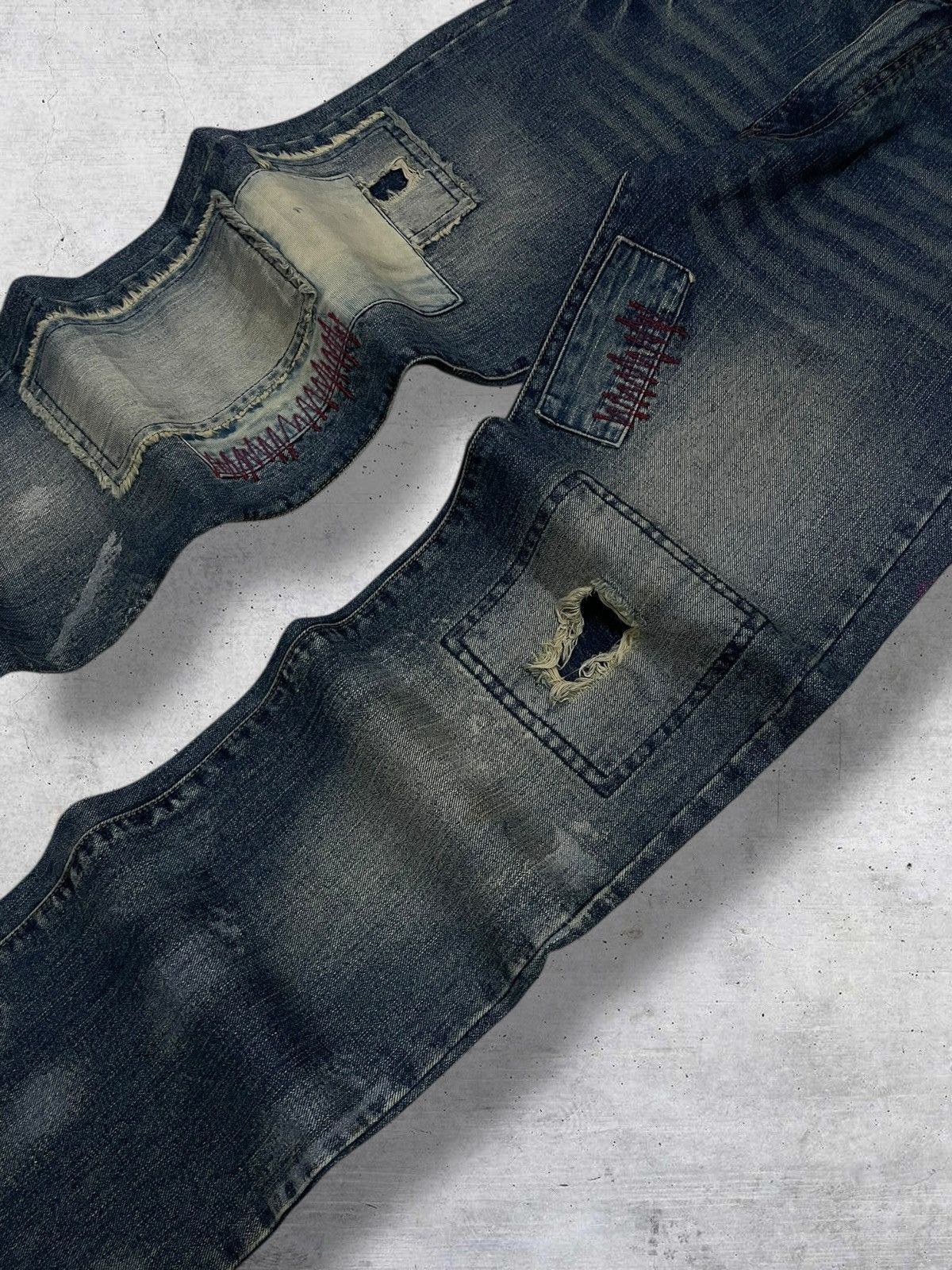 LOWBOX JAPAN LOWBOX DISTRESSED RIPPED PATCHWORK 90S JAPAN DESIGNER Size US 29 - 7 Thumbnail