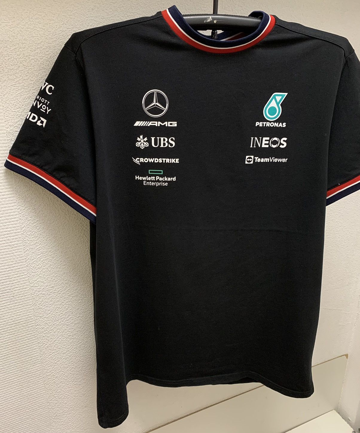 Mercedes-Benz Mercedes Benz Petronas Formula Uno Racing black 2xl t-shirt Size US XXL / EU 58 / 5 - 7 Thumbnail