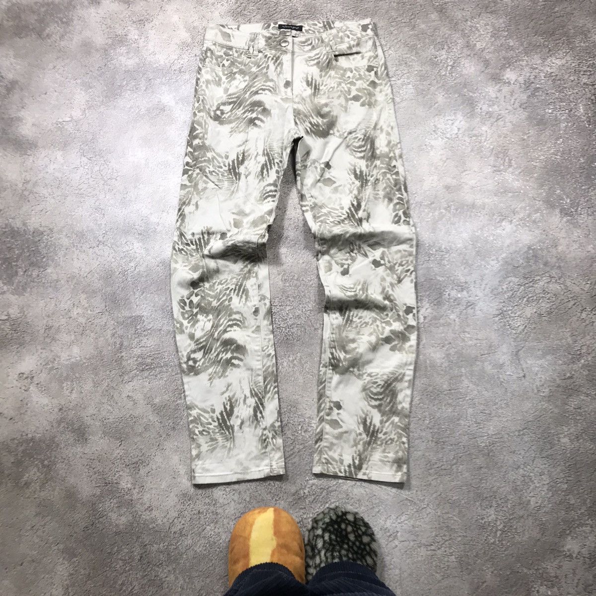 Vintage Vintage Y2K Baggy Cargo Pants Jungle Print Distressed 29 Size 29" - 1 Thumbnail