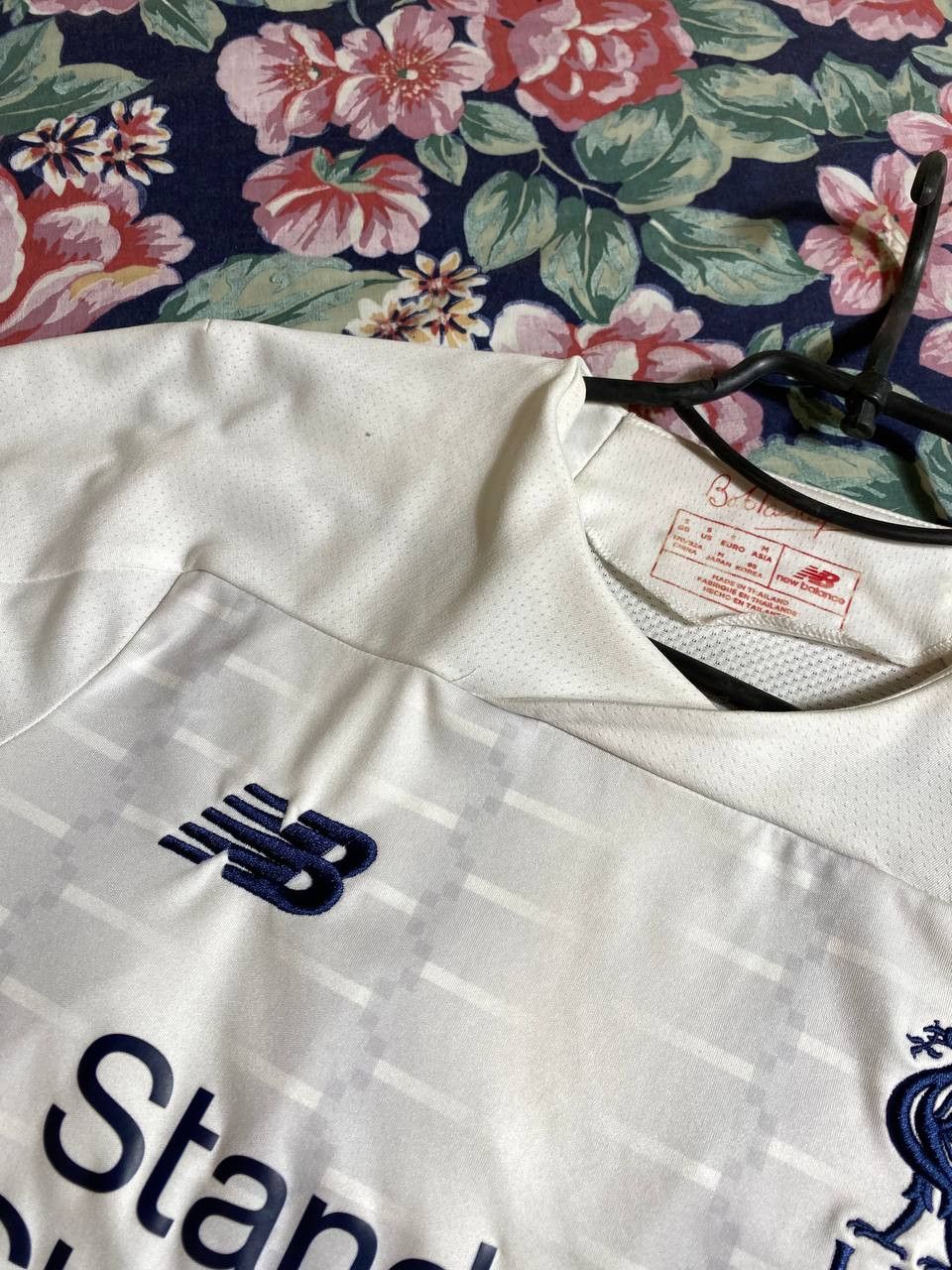 New Balance × Vintage New Balance Liverpool Vintage Home Jersey Size US S / EU 44-46 / 1 - 19 Thumbnail